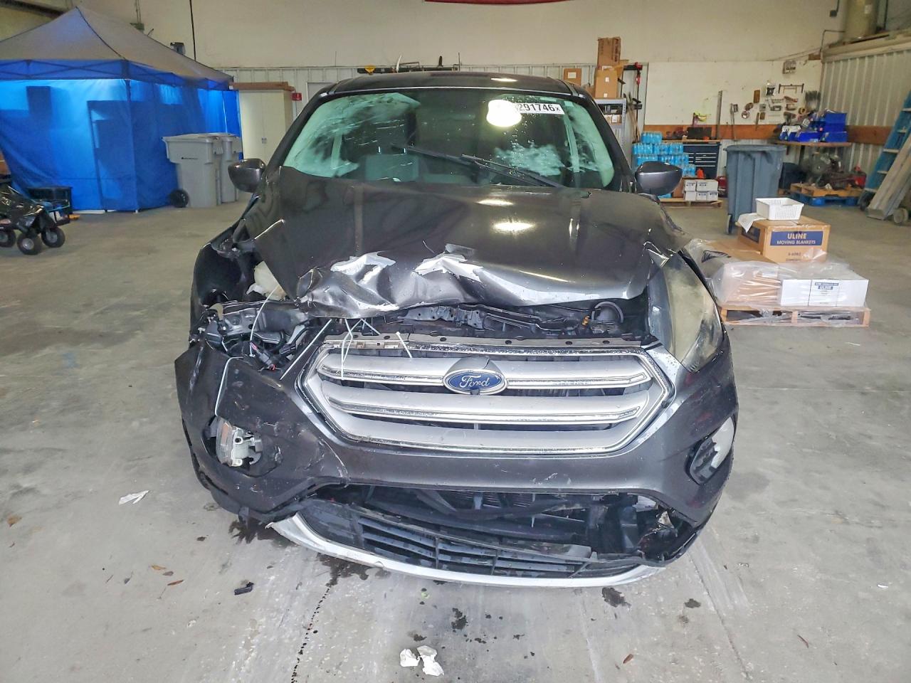 2019 Ford Escape Se Gray vin: 1FMCU0GD4KUB19882