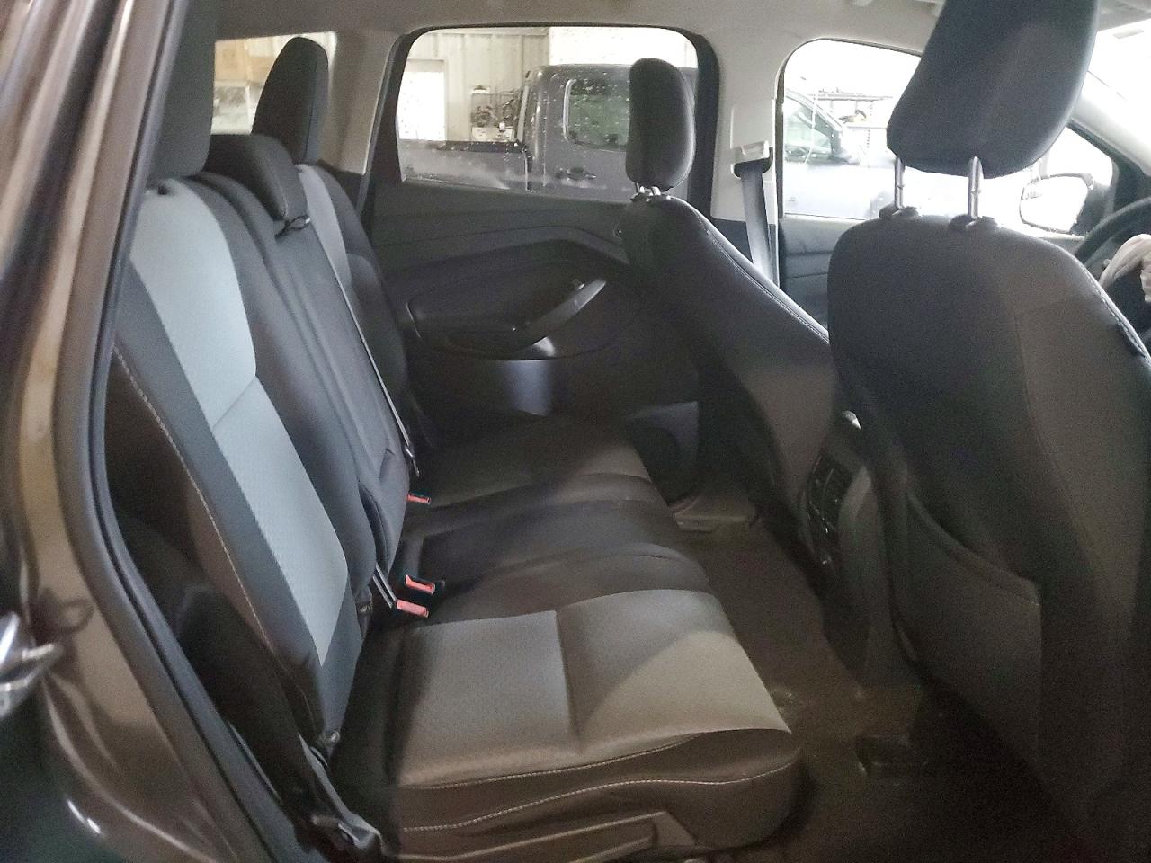 2019 Ford Escape Se Gray vin: 1FMCU0GD4KUB19882