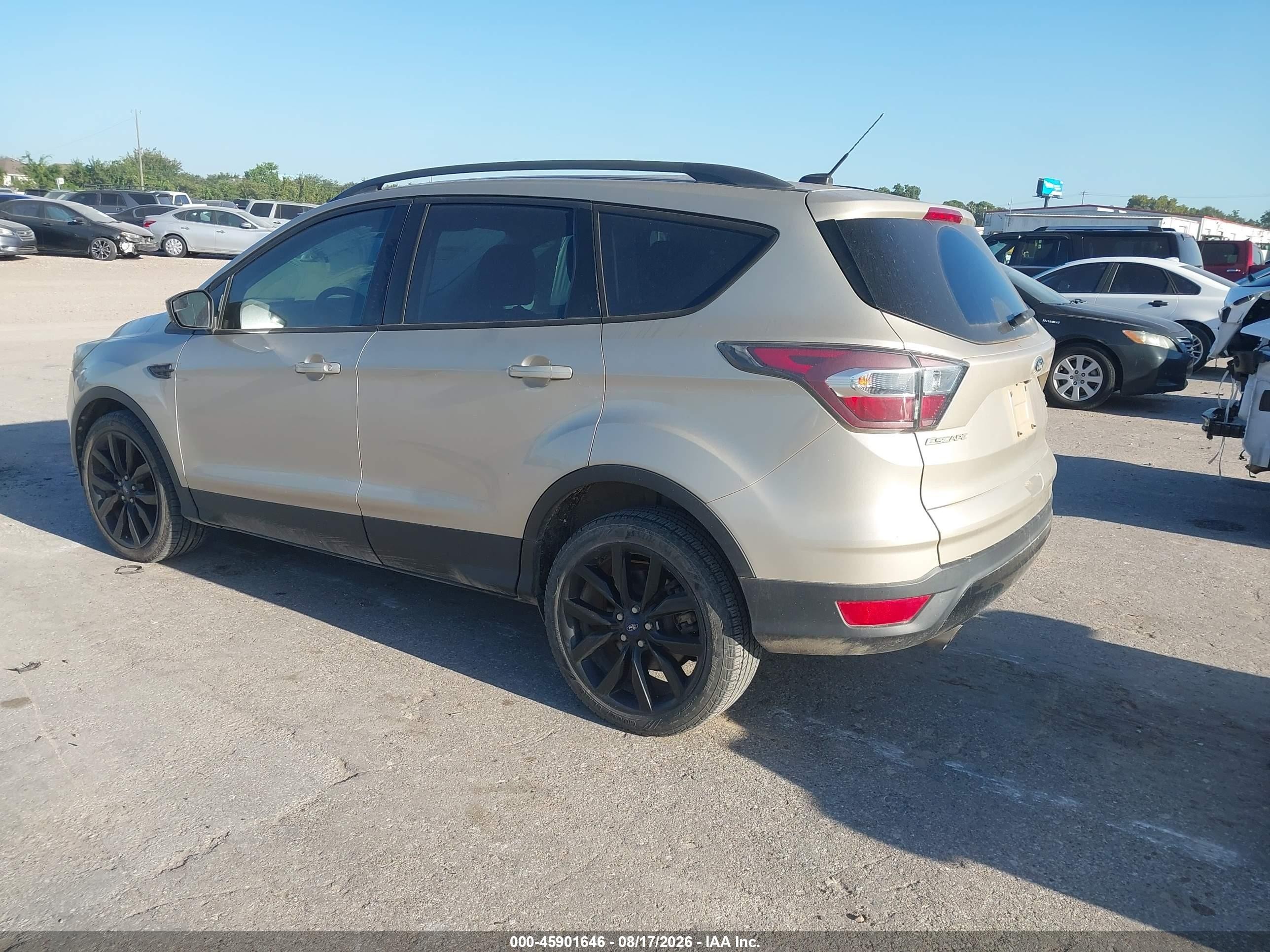 2017 Ford Escape Se Gold vin: 1FMCU0GD5HUA81121