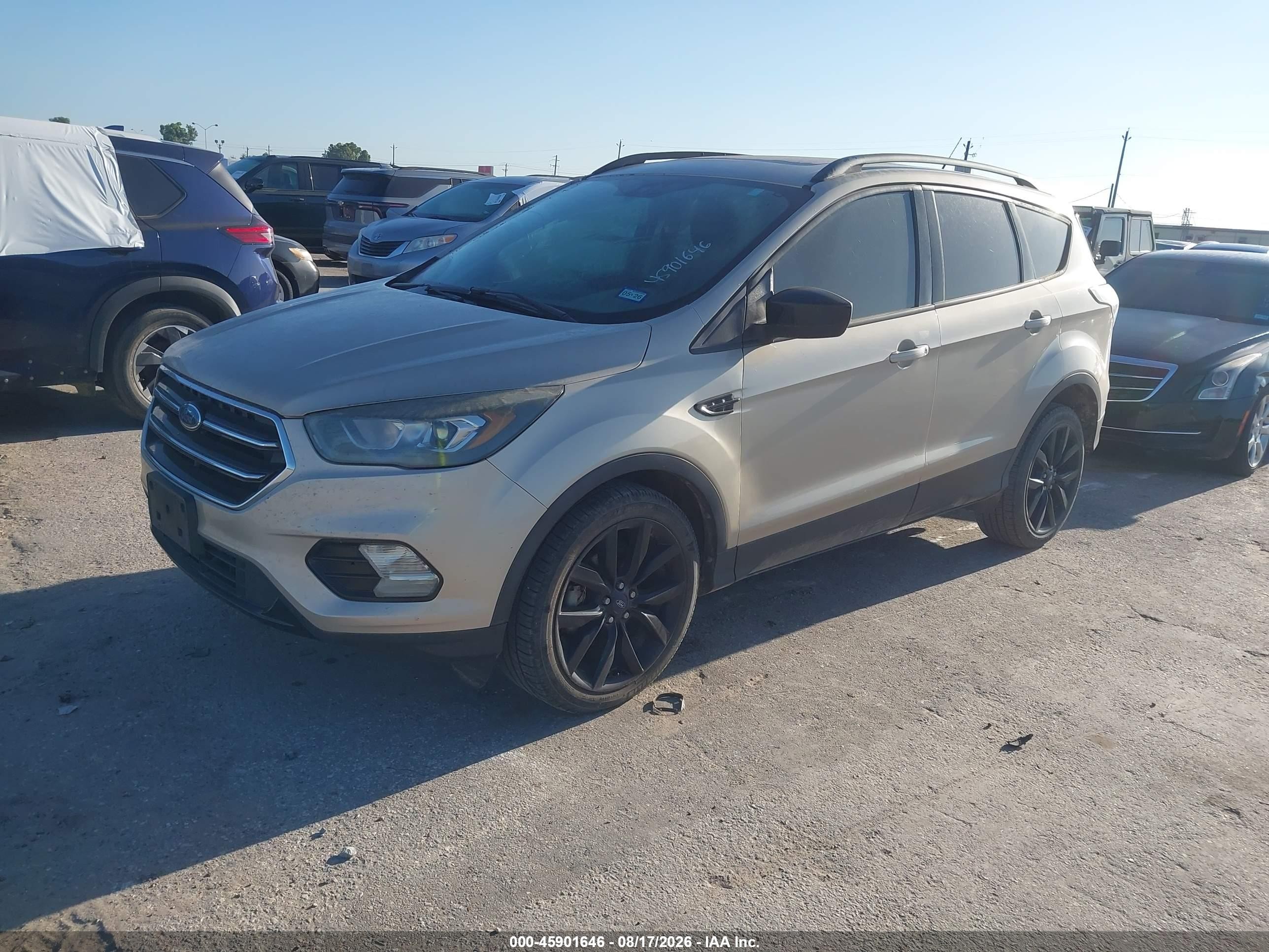 2017 Ford Escape Se Gold vin: 1FMCU0GD5HUA81121