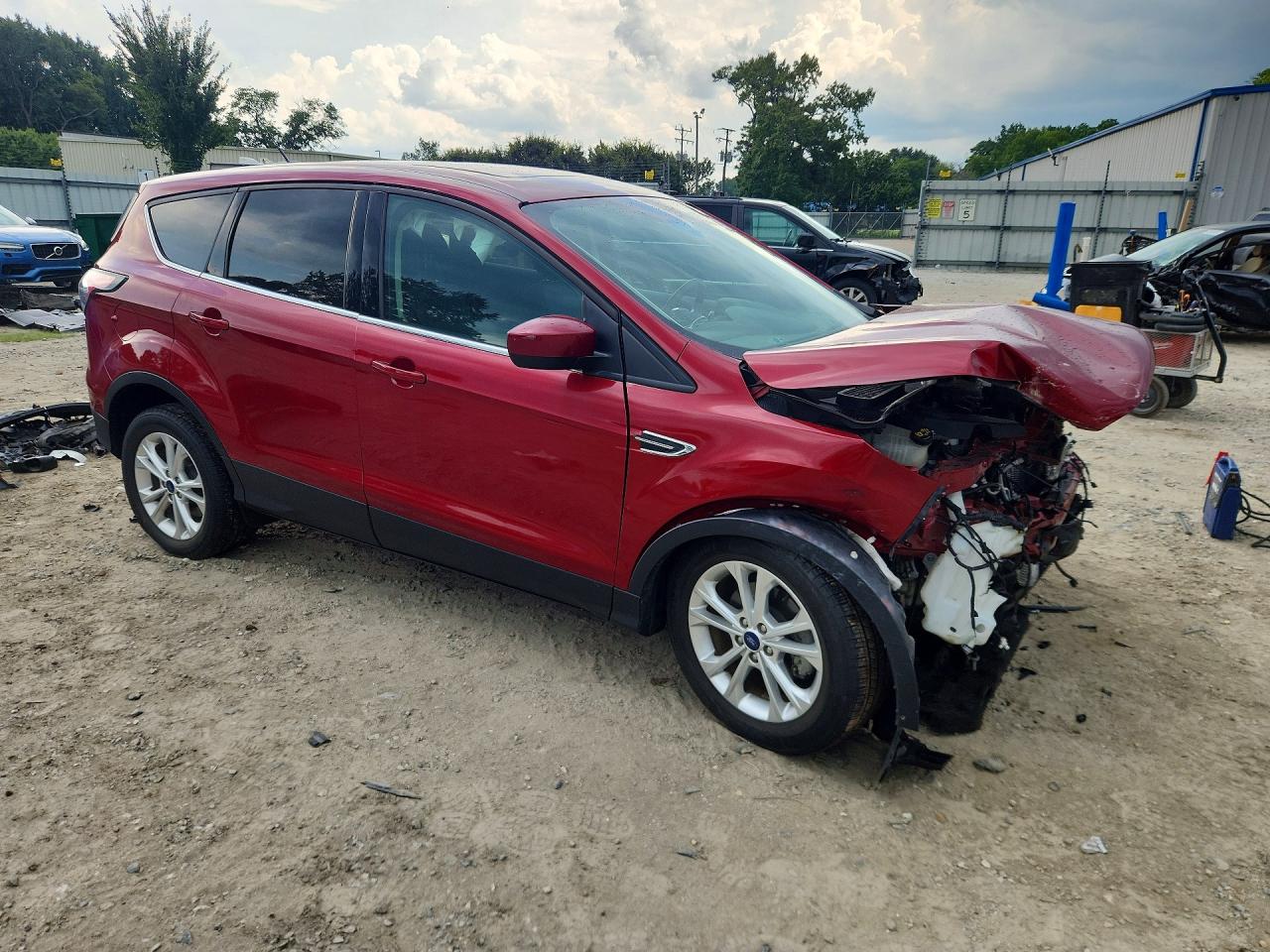 2017 Ford Escape Se Red vin: 1FMCU0GD5HUB57226
