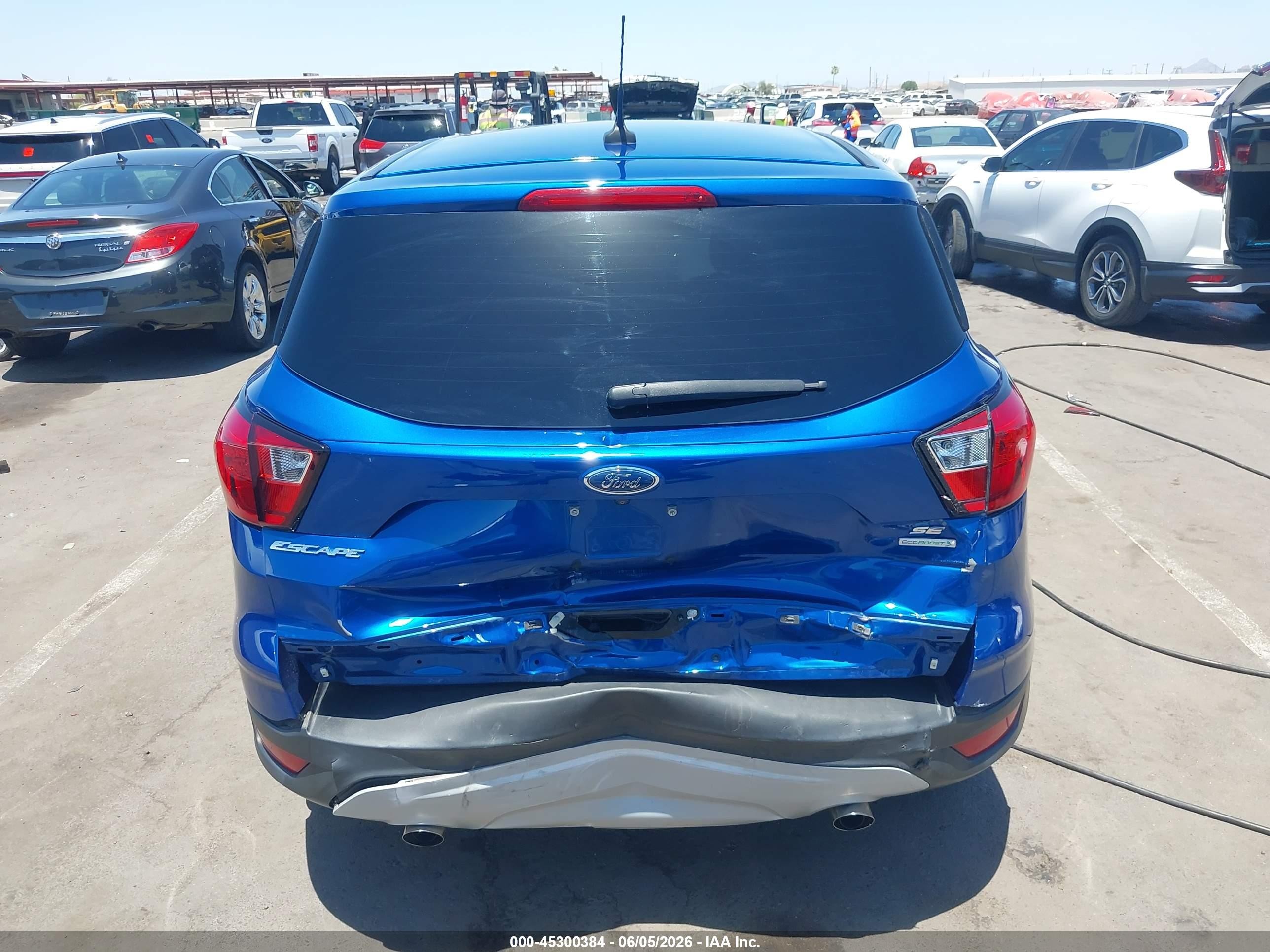 2019 Ford Escape Se Blue vin: 1FMCU0GD5KUC27749