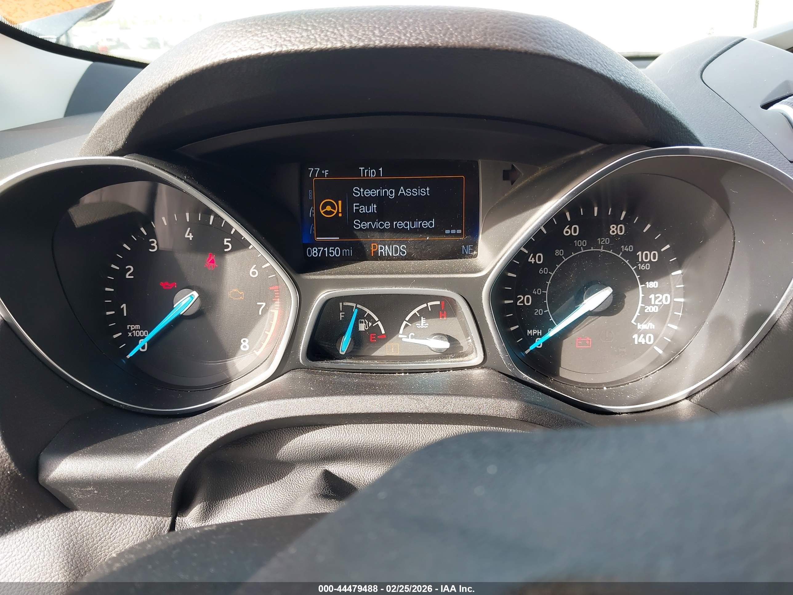 2017 Ford Escape Se Серый vin: 1FMCU0GD6HUC17479