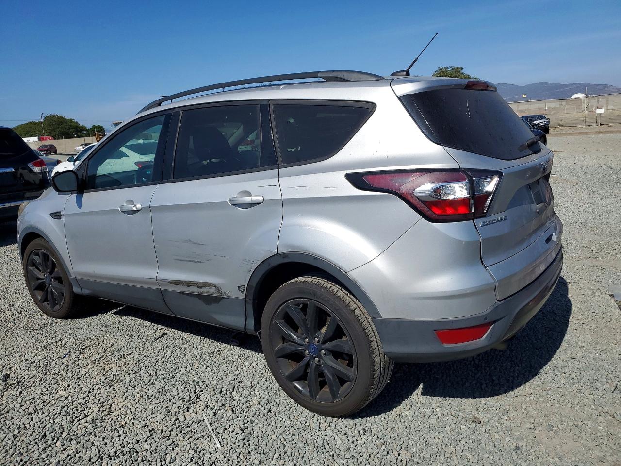 2017 Ford Escape Se Silver vin: 1FMCU0GD7HUE74005