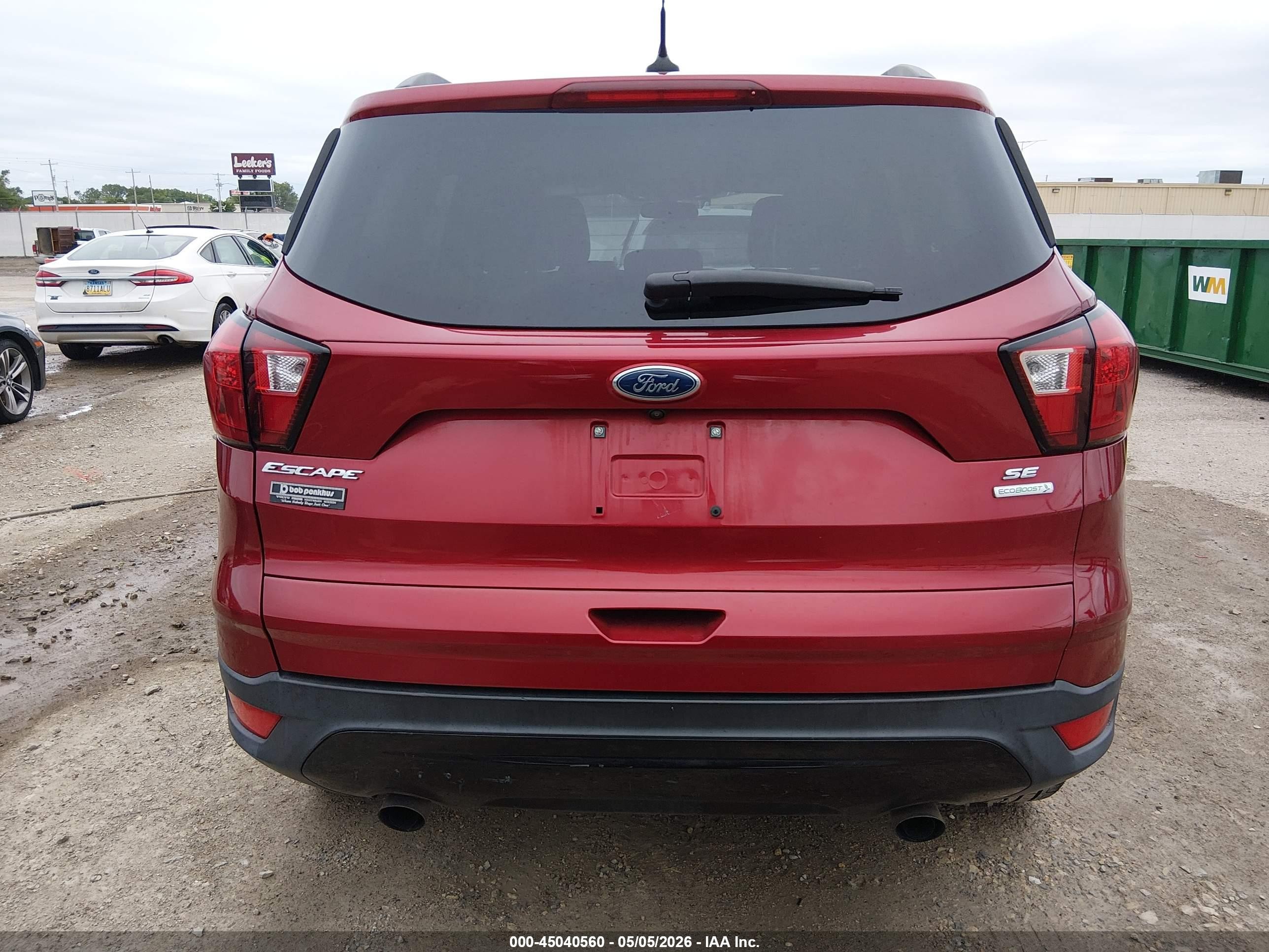 2019 Ford Escape Se Красный vin: 1FMCU0GD7KUA96744