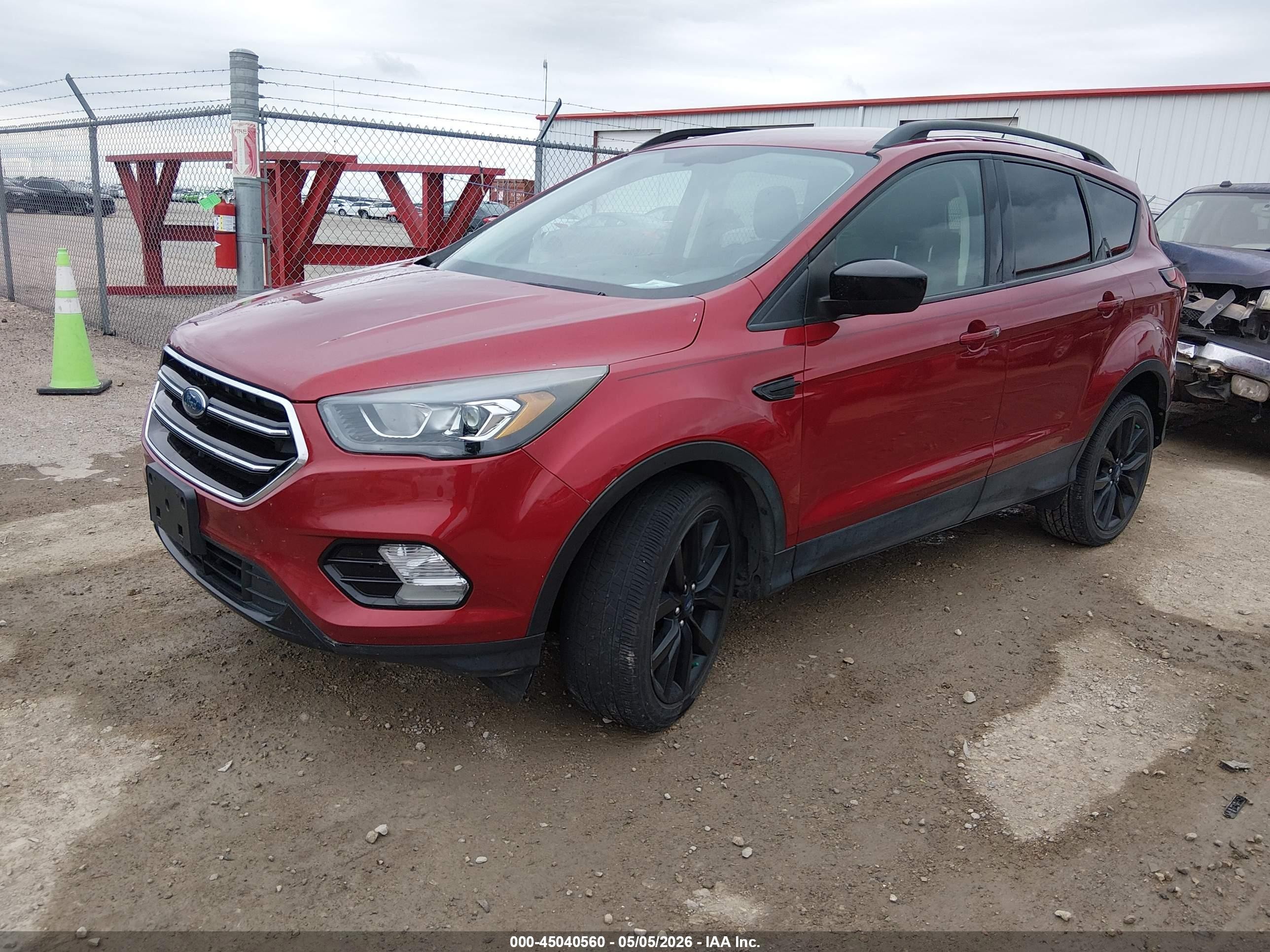 2019 Ford Escape Se Красный vin: 1FMCU0GD7KUA96744