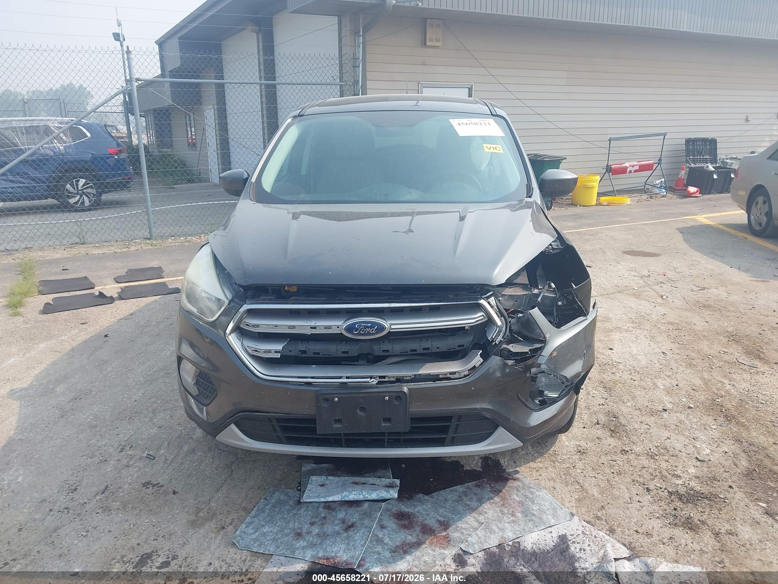 2017 Ford Escape Se Gray vin: 1FMCU0GD8HUA53572