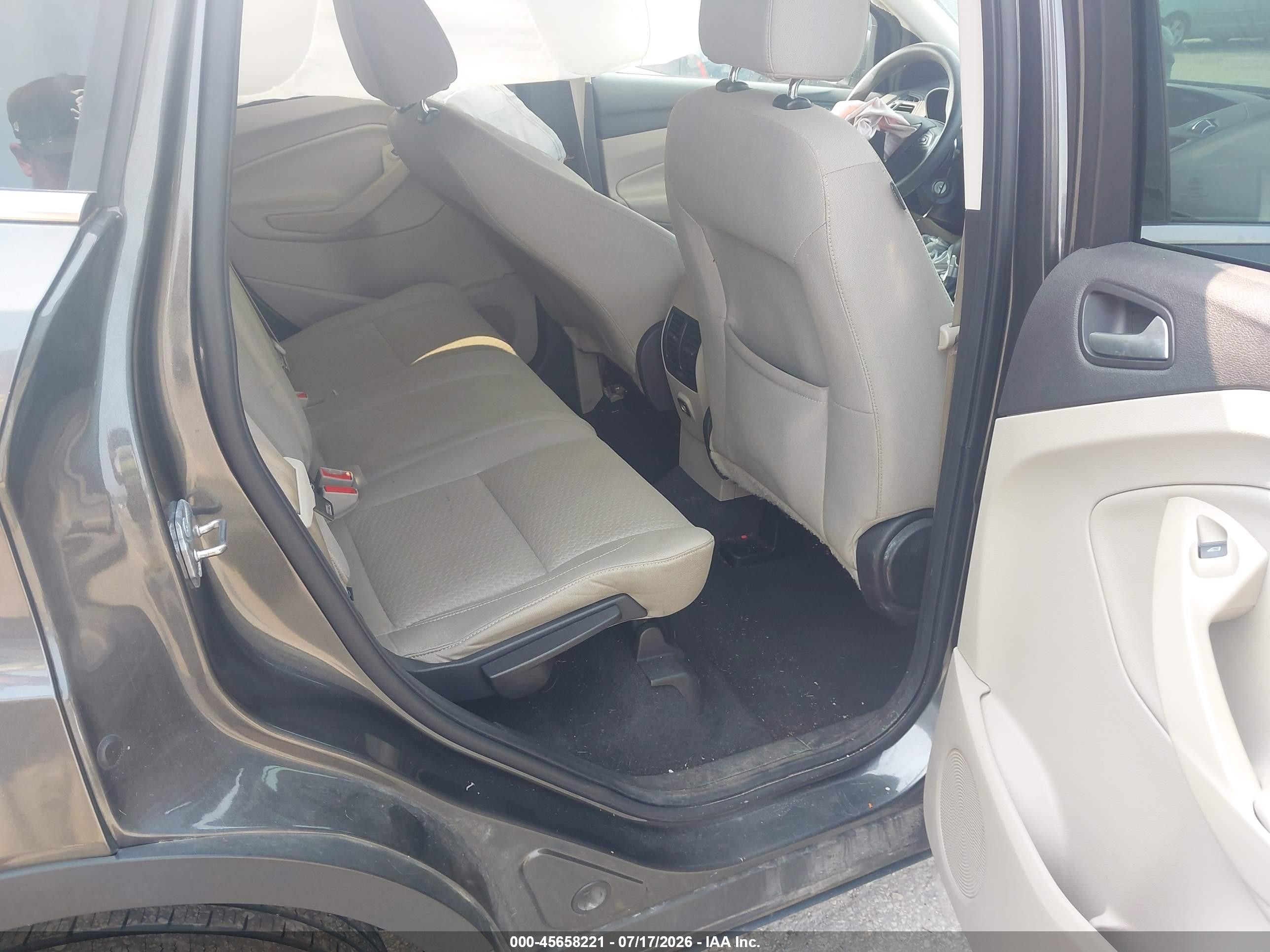2017 Ford Escape Se Gray vin: 1FMCU0GD8HUA53572