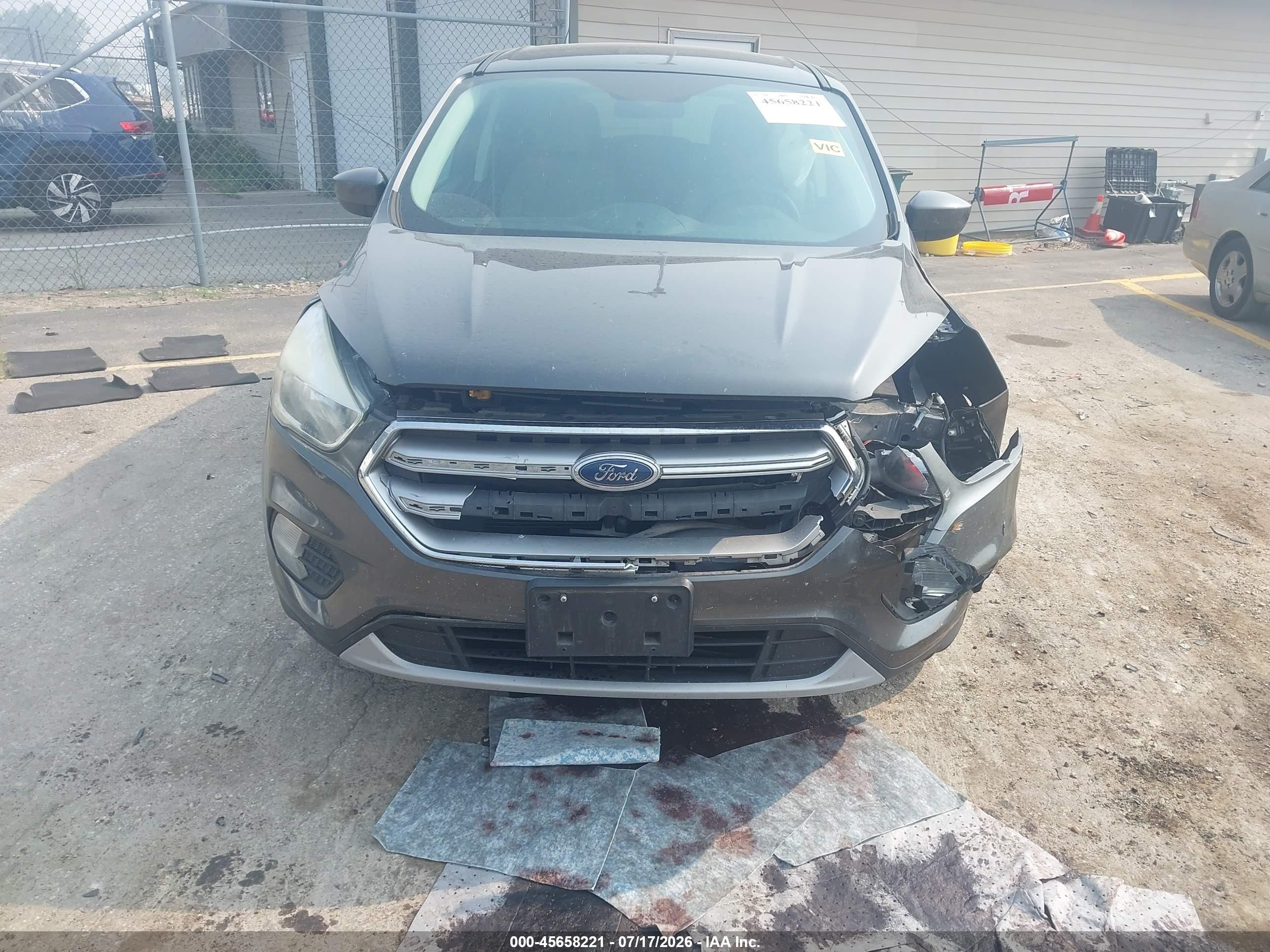 2017 Ford Escape Se Gray vin: 1FMCU0GD8HUA53572