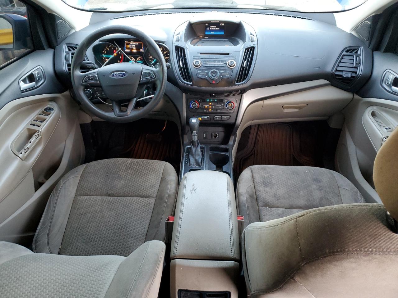 2017 Ford Escape Se Синий vin: 1FMCU0GD8HUC34316