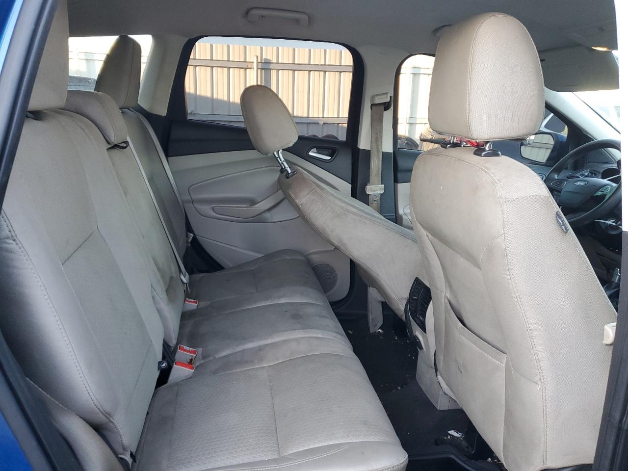 2017 Ford Escape Se Синий vin: 1FMCU0GD8HUC34316