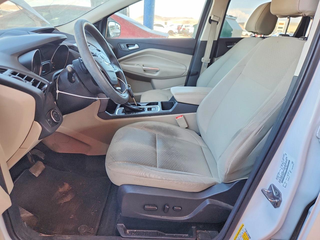 2017 Ford Escape Se White vin: 1FMCU0GD8HUC88201