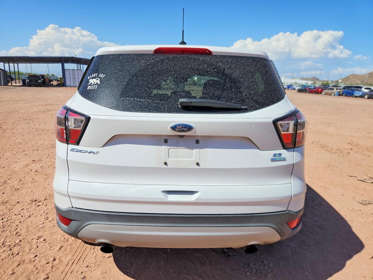 2017 Ford Escape Se White vin: 1FMCU0GD8HUC88201