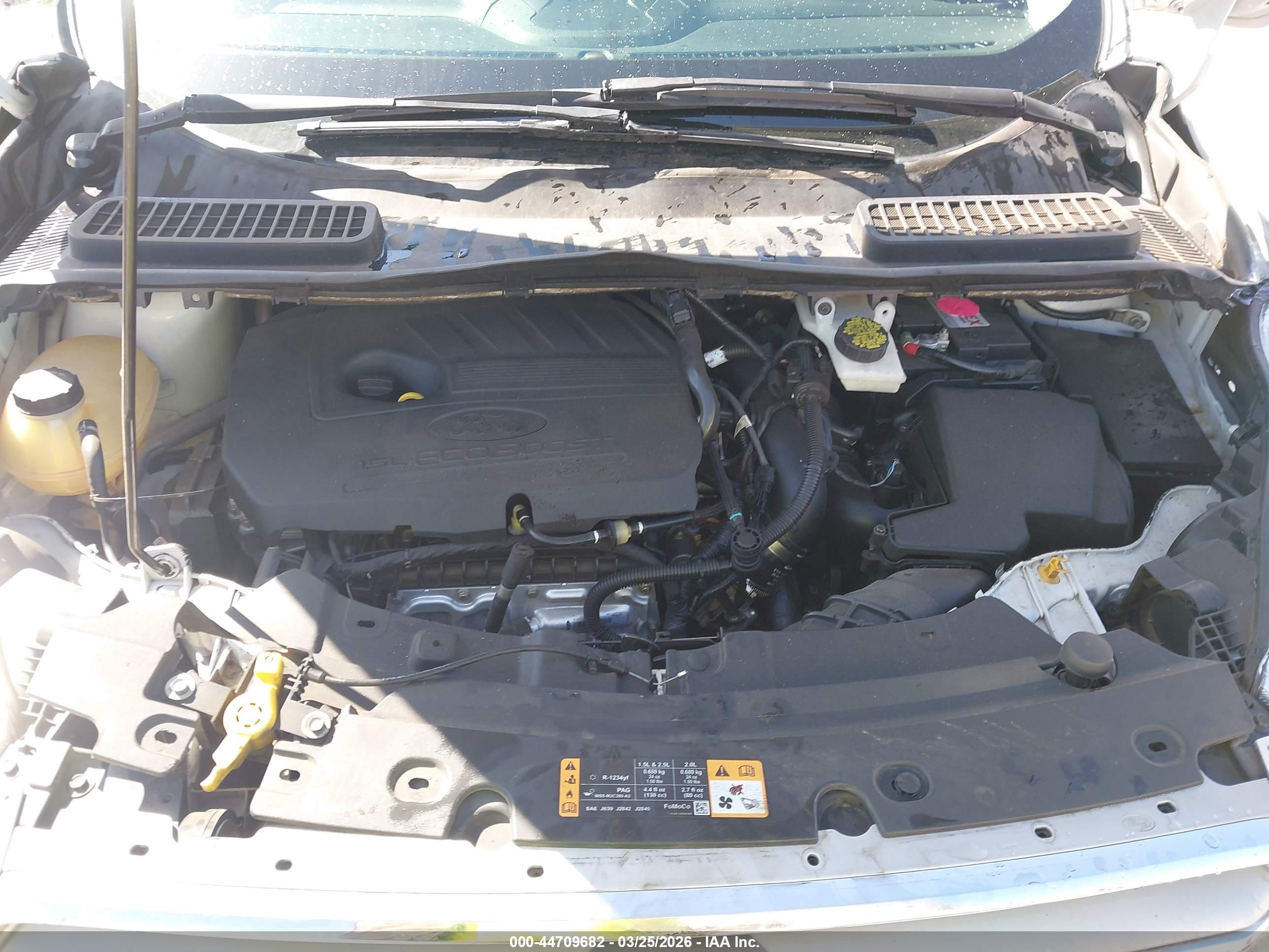 2018 Ford Escape Se White vin: 1FMCU0GD8JUA58714