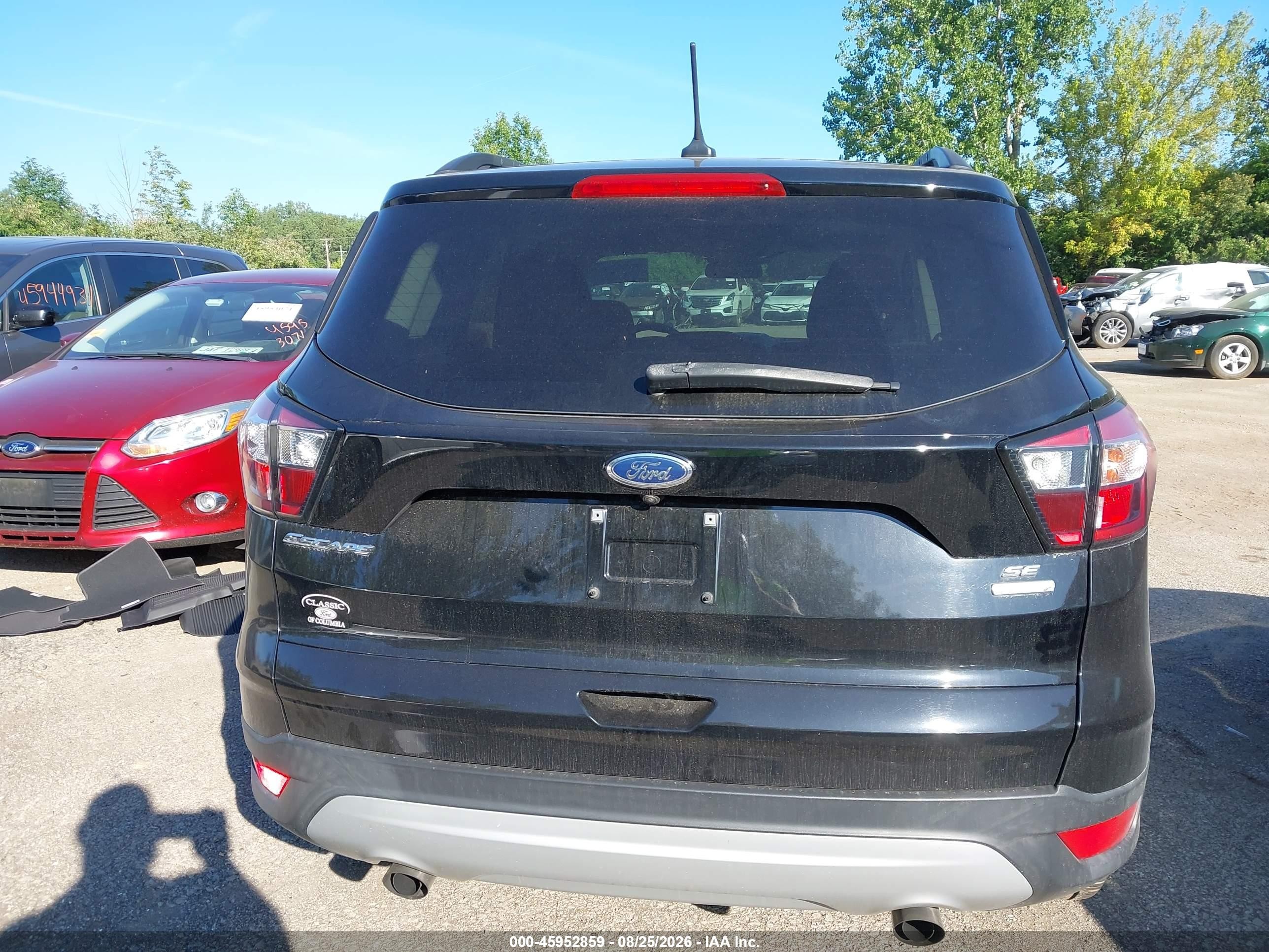 2018 Ford Escape Se Black vin: 1FMCU0GD8JUA78994