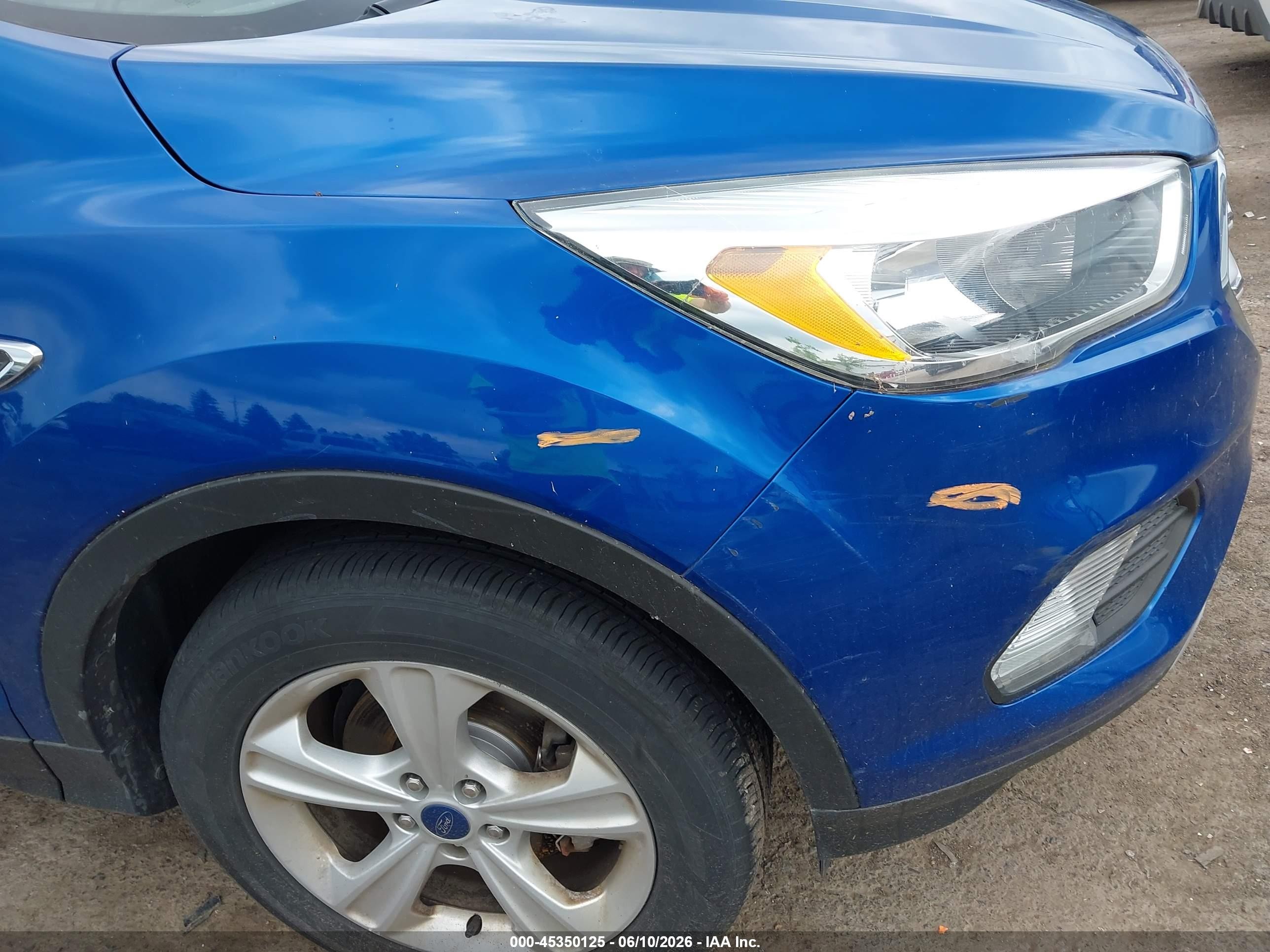 2018 Ford Escape Se Blue vin: 1FMCU0GD8JUB09080