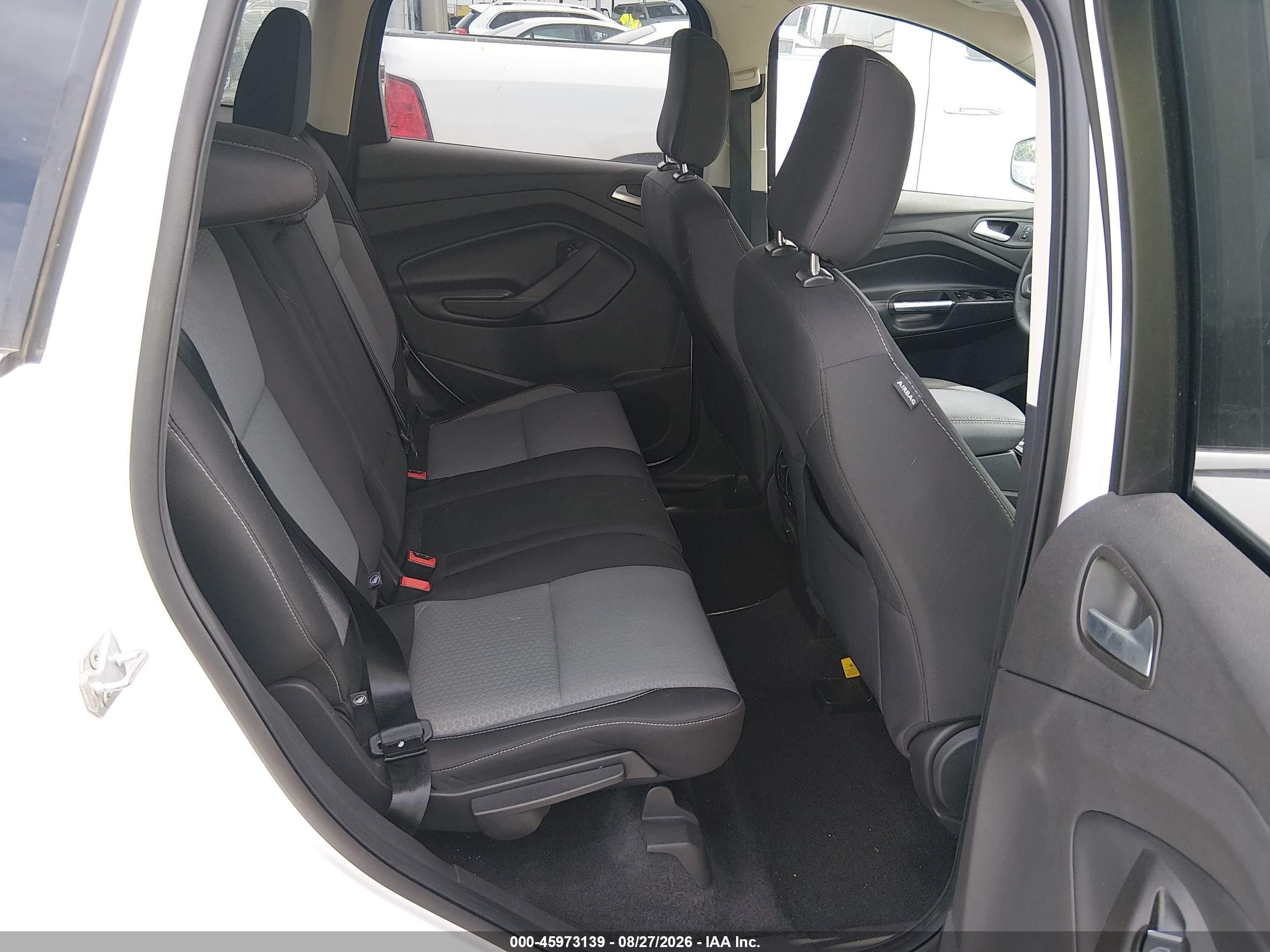 2019 Ford Escape Se White vin: 1FMCU0GD8KUA89494