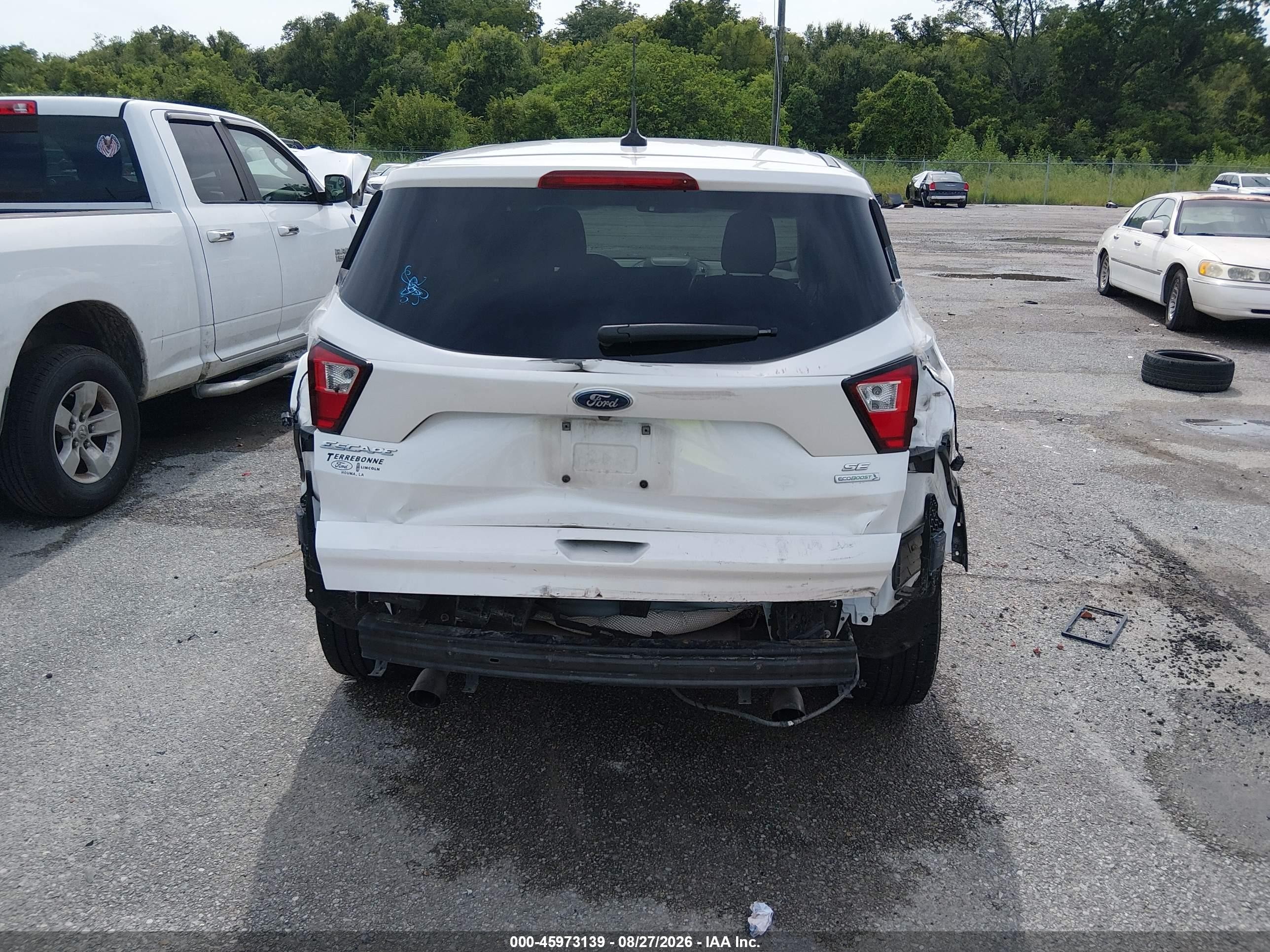 2019 Ford Escape Se White vin: 1FMCU0GD8KUA89494