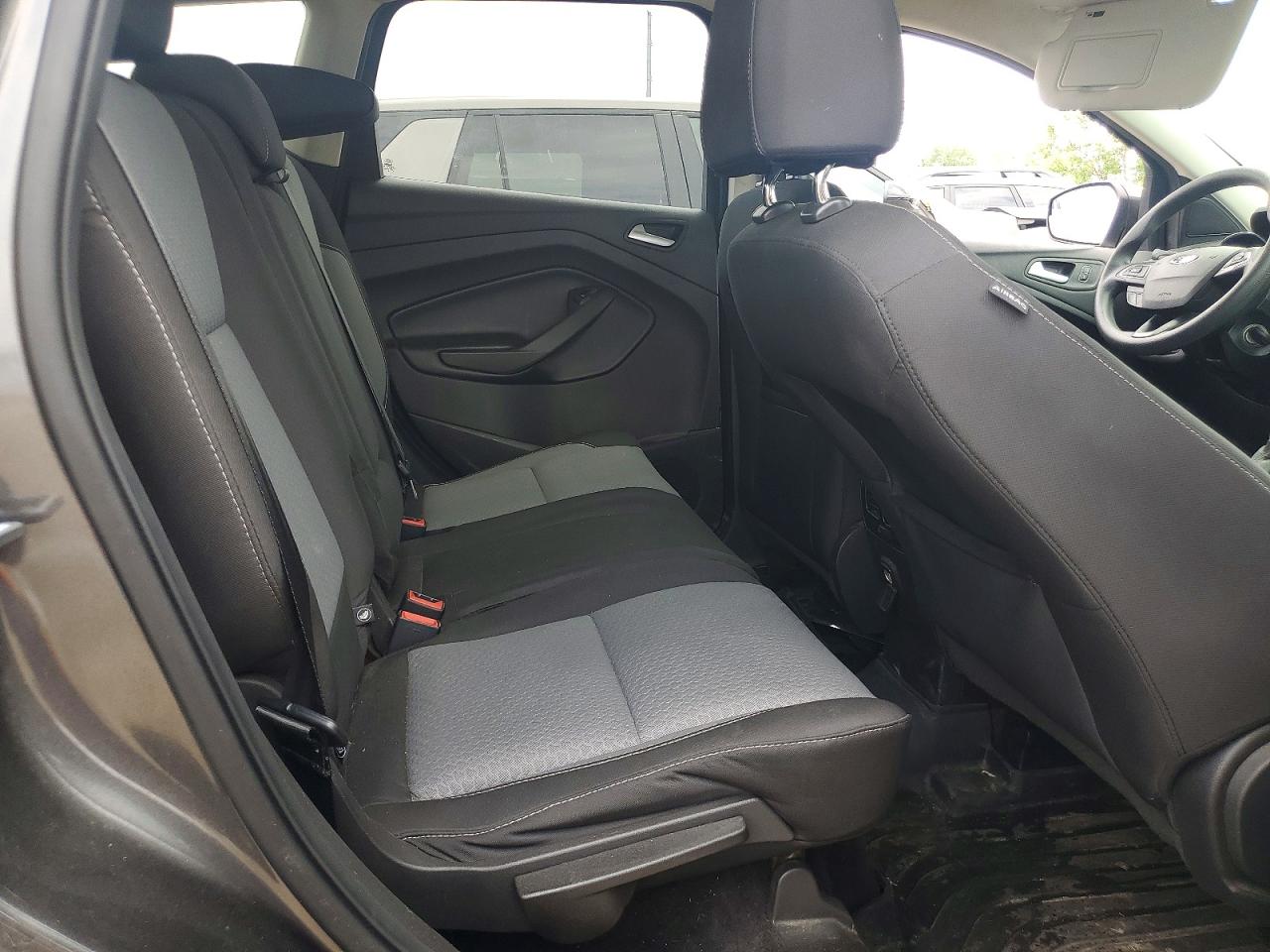 2017 Ford Escape Se Gray vin: 1FMCU0GD9HUD52195