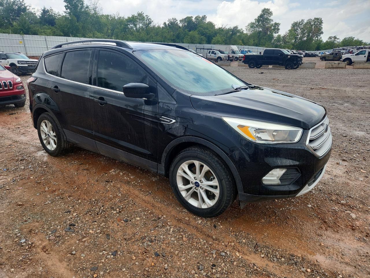 2018 Ford Escape Se Black vin: 1FMCU0GD9JUA12325