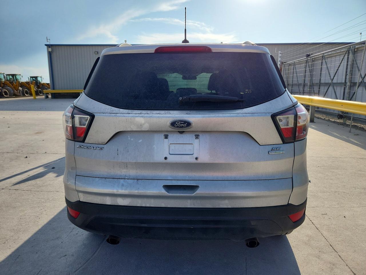 2017 Ford Escape Se Silver vin: 1FMCU0GDXHUC88393