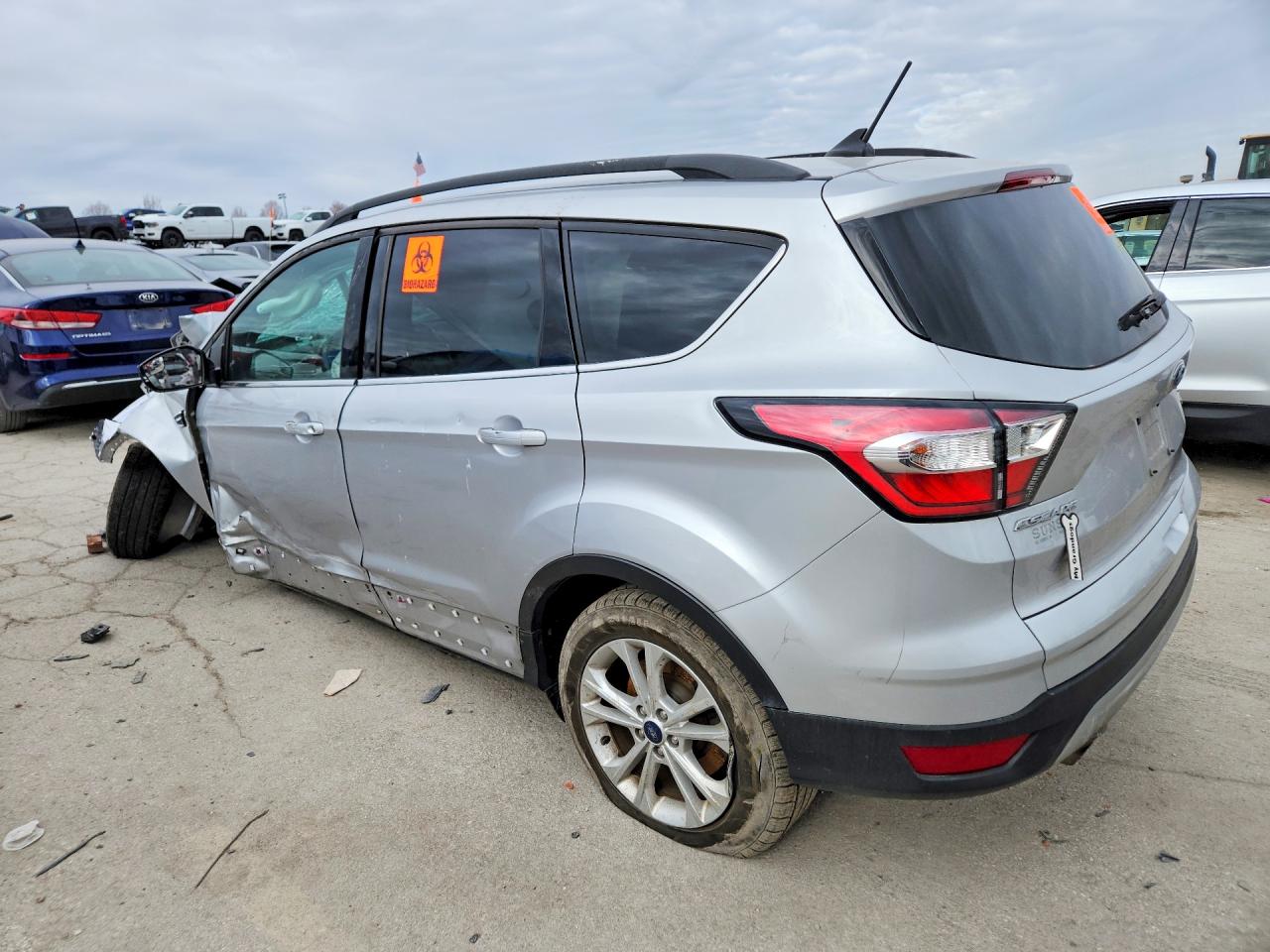 2018 Ford Escape Se Silver vin: 1FMCU0GDXJUA84716