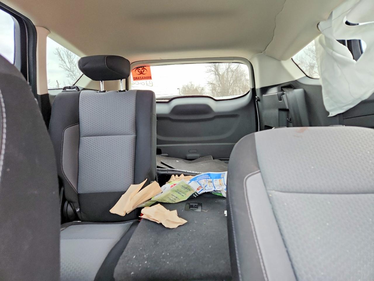 2018 Ford Escape Se Silver vin: 1FMCU0GDXJUA84716
