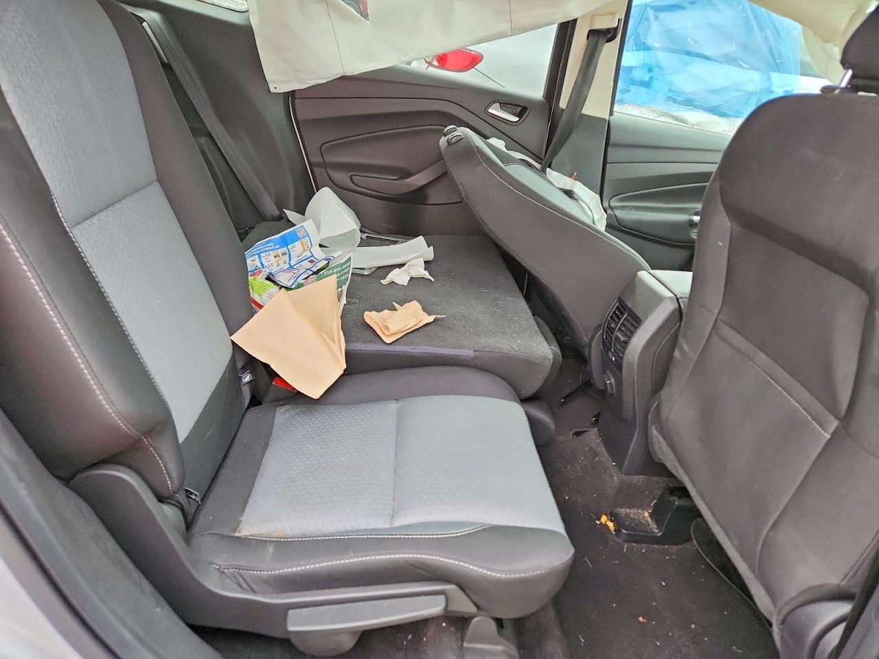2018 Ford Escape Se Silver vin: 1FMCU0GDXJUA84716