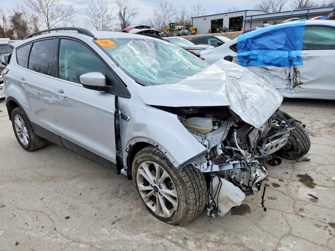 2018 Ford Escape Se Silver vin: 1FMCU0GDXJUA84716