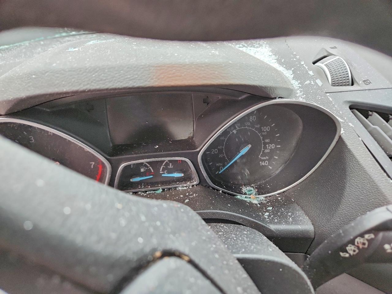 2018 Ford Escape Se Silver vin: 1FMCU0GDXJUA84716