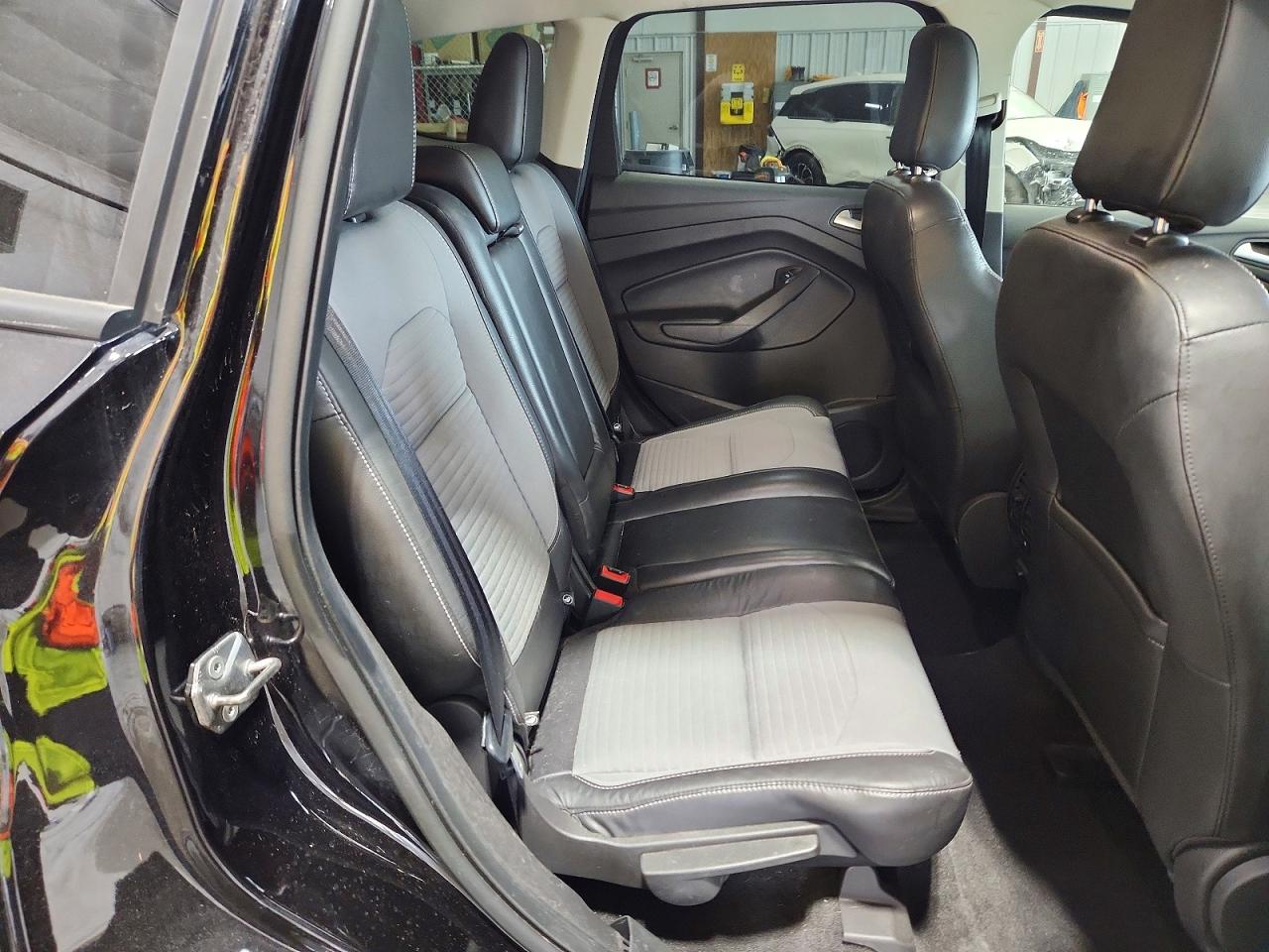 2019 Ford Escape Se Black vin: 1FMCU0GDXKUA54147