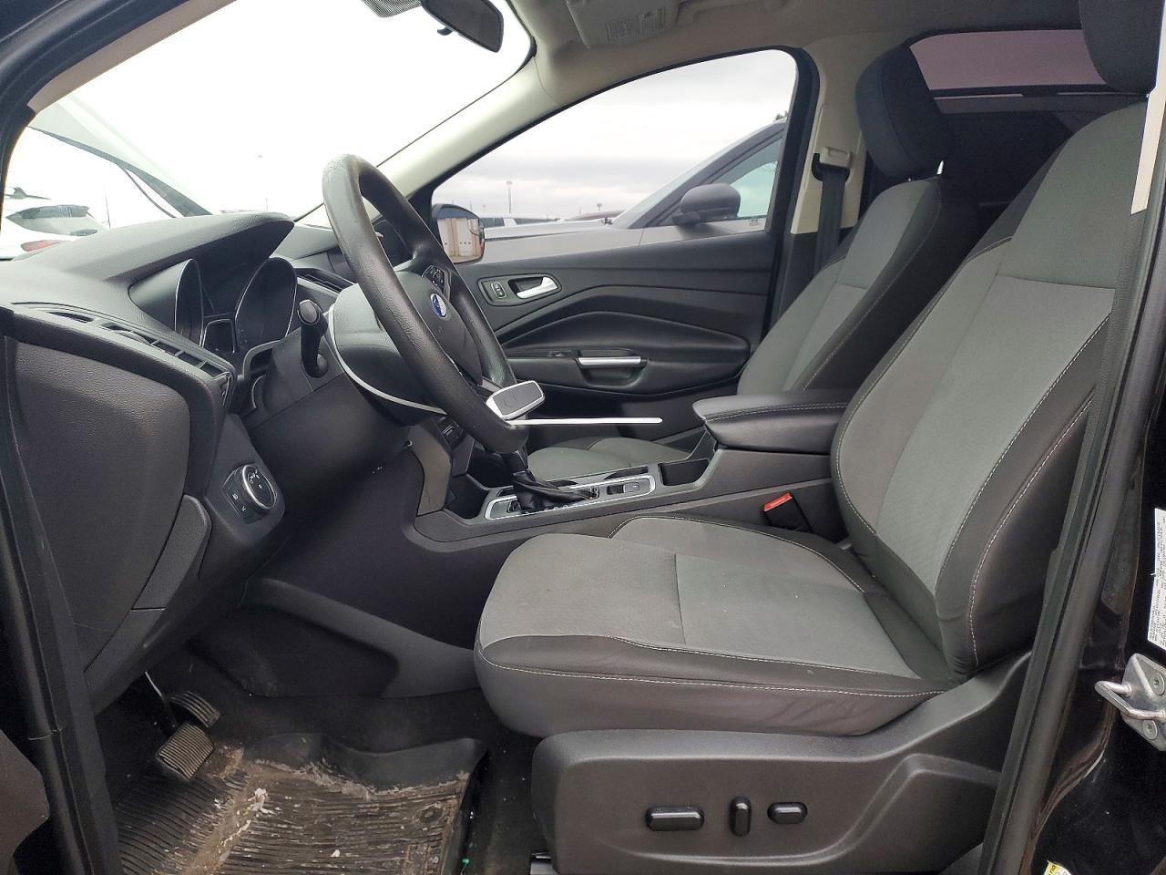 2019 Ford Escape Se Black vin: 1FMCU0GDXKUB99771