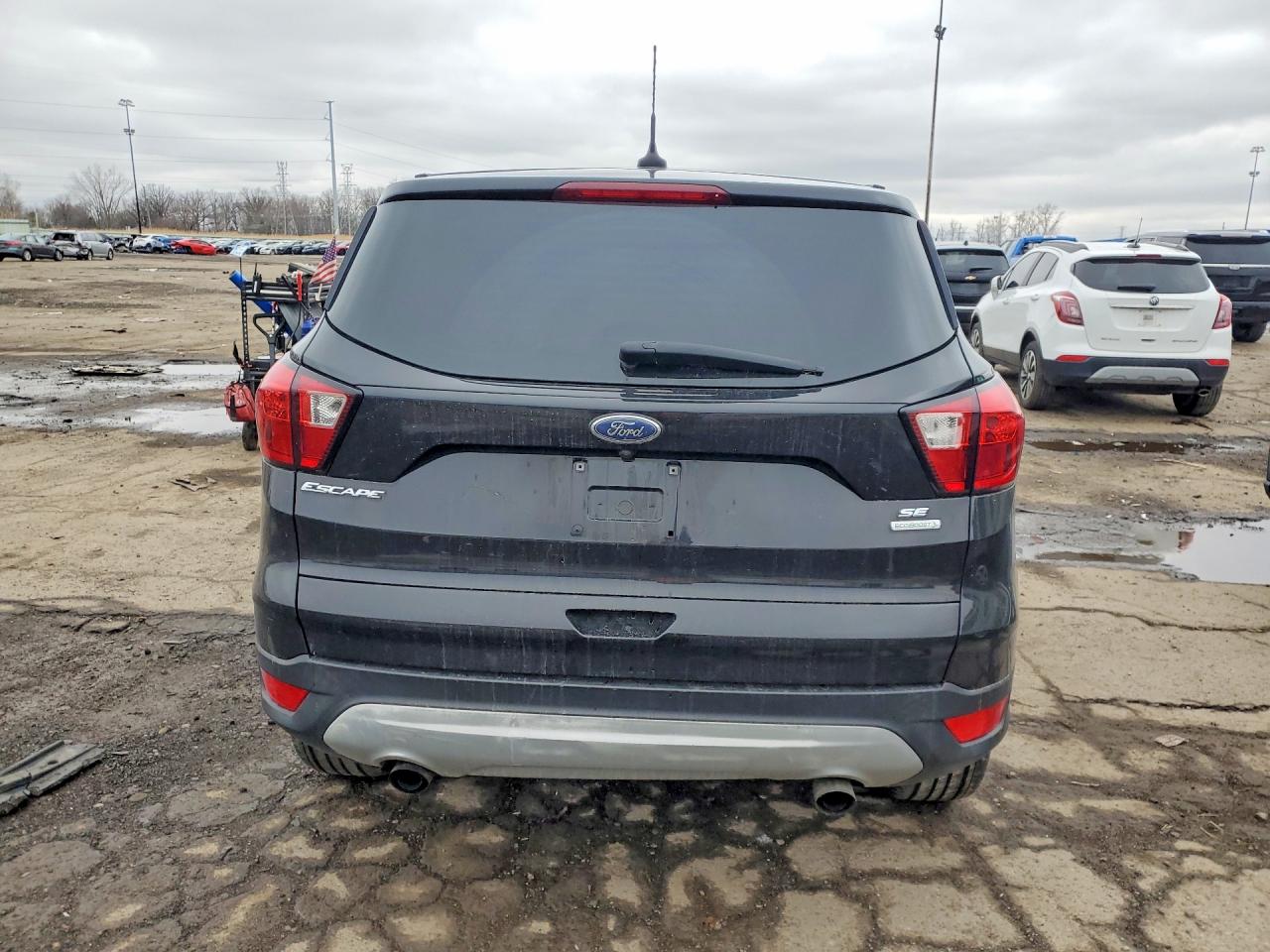 2019 Ford Escape Se Black vin: 1FMCU0GDXKUB99771