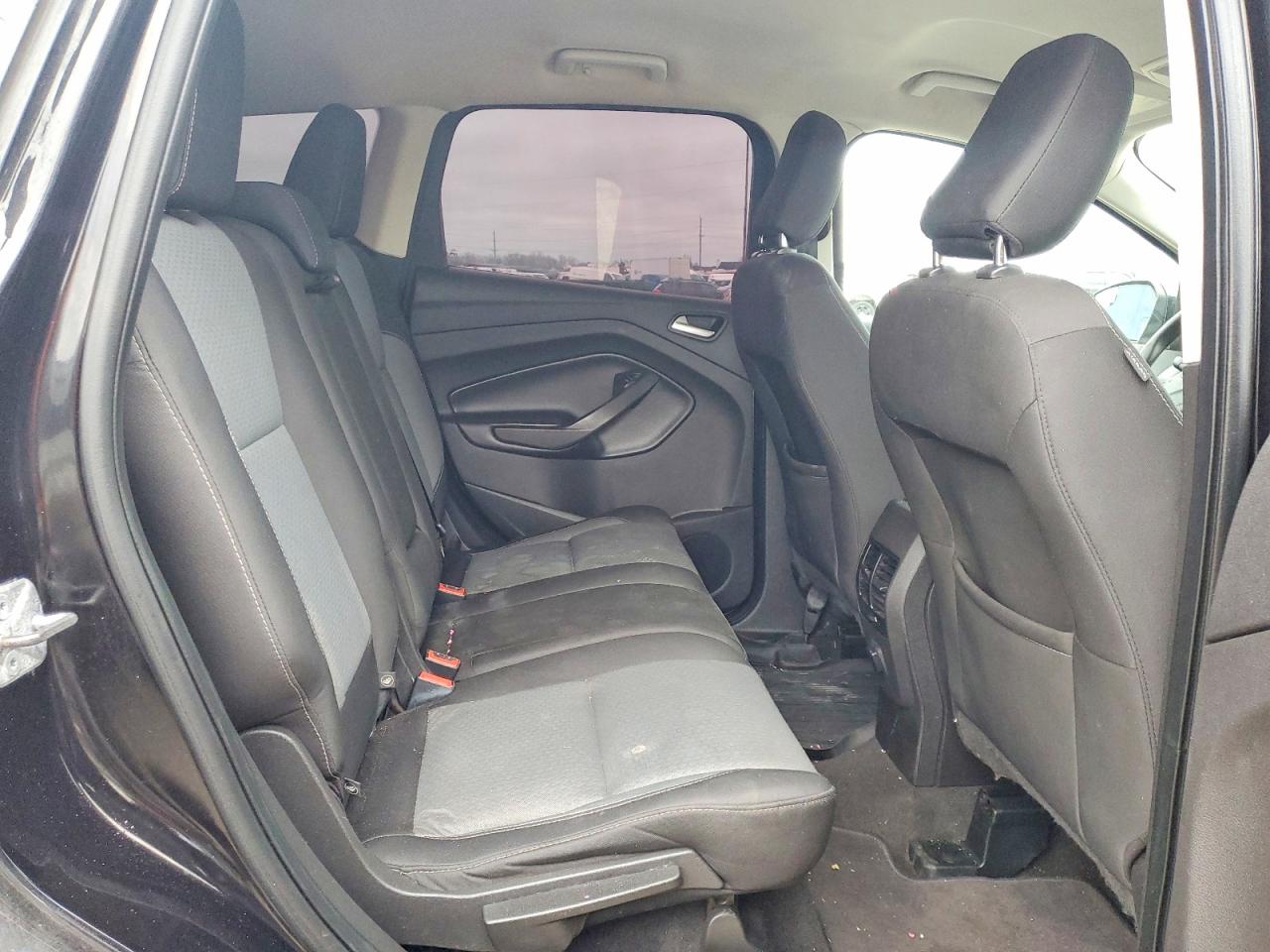 2019 Ford Escape Se Black vin: 1FMCU0GDXKUB99771
