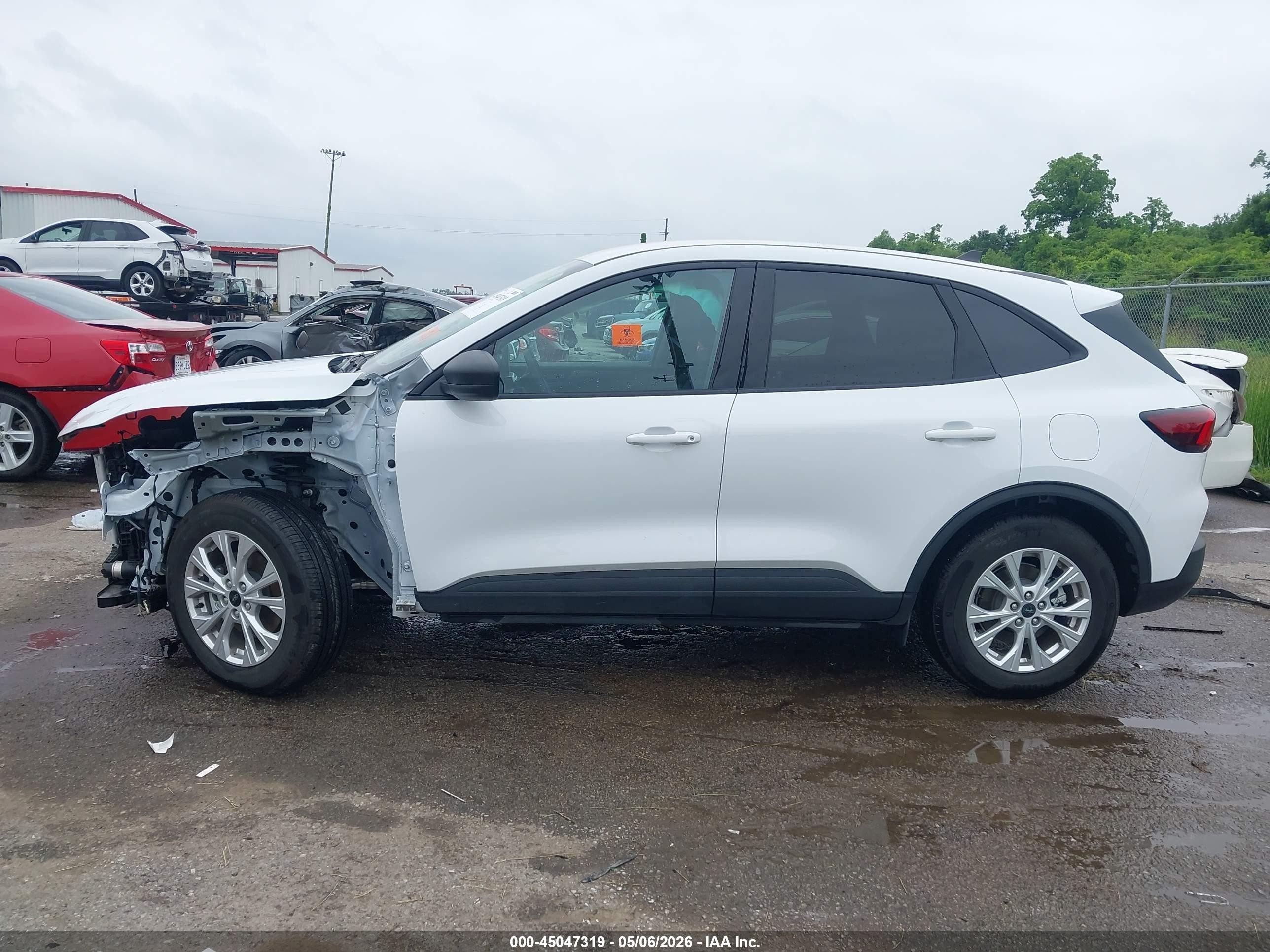 2025 Ford Escape Active White vin: 1FMCU0GN2SUB17251