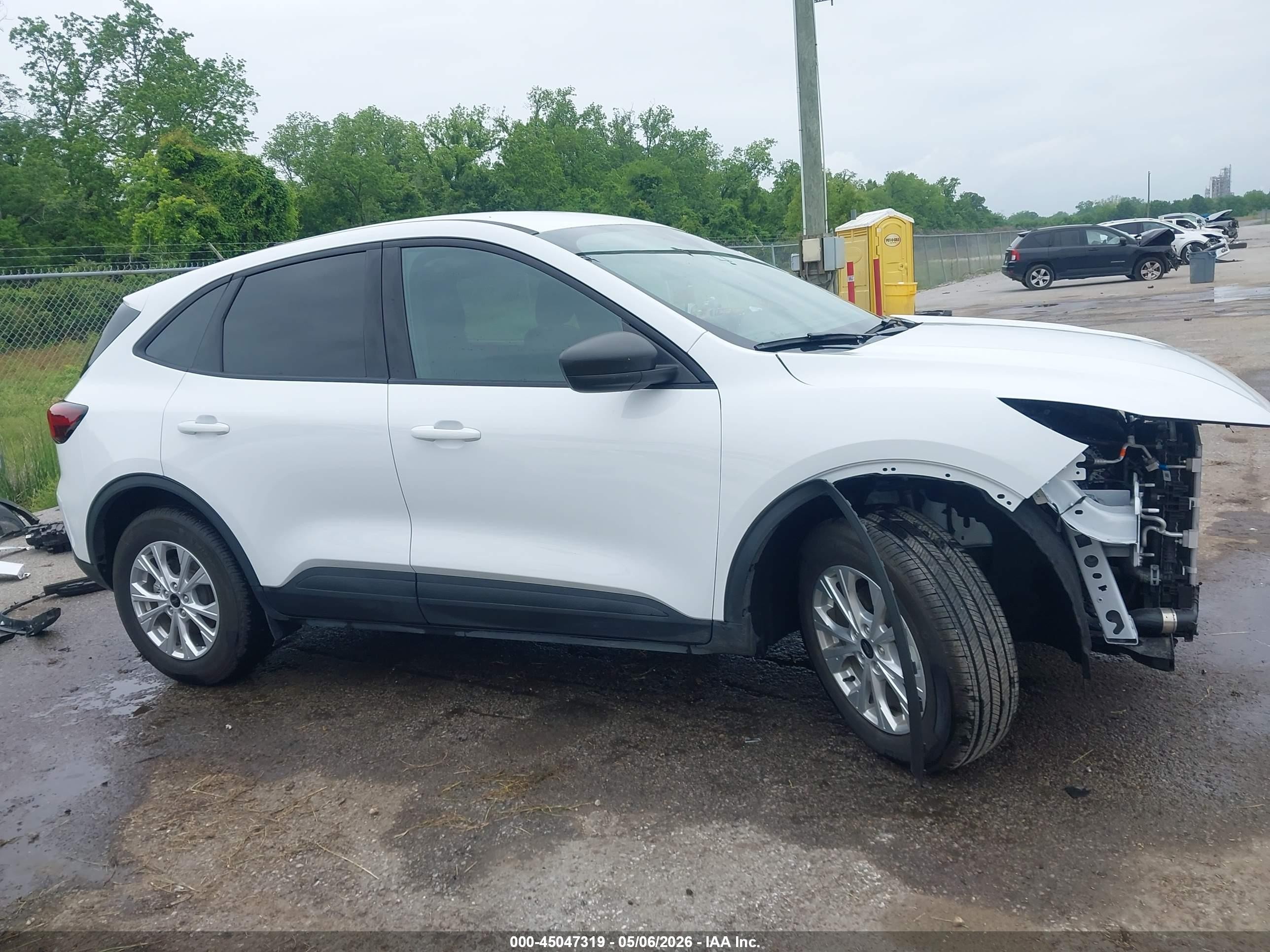 2025 Ford Escape Active White vin: 1FMCU0GN2SUB17251