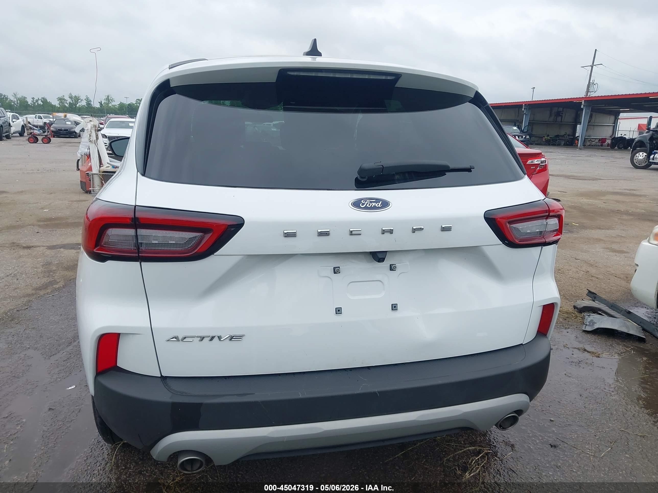 2025 Ford Escape Active White vin: 1FMCU0GN2SUB17251