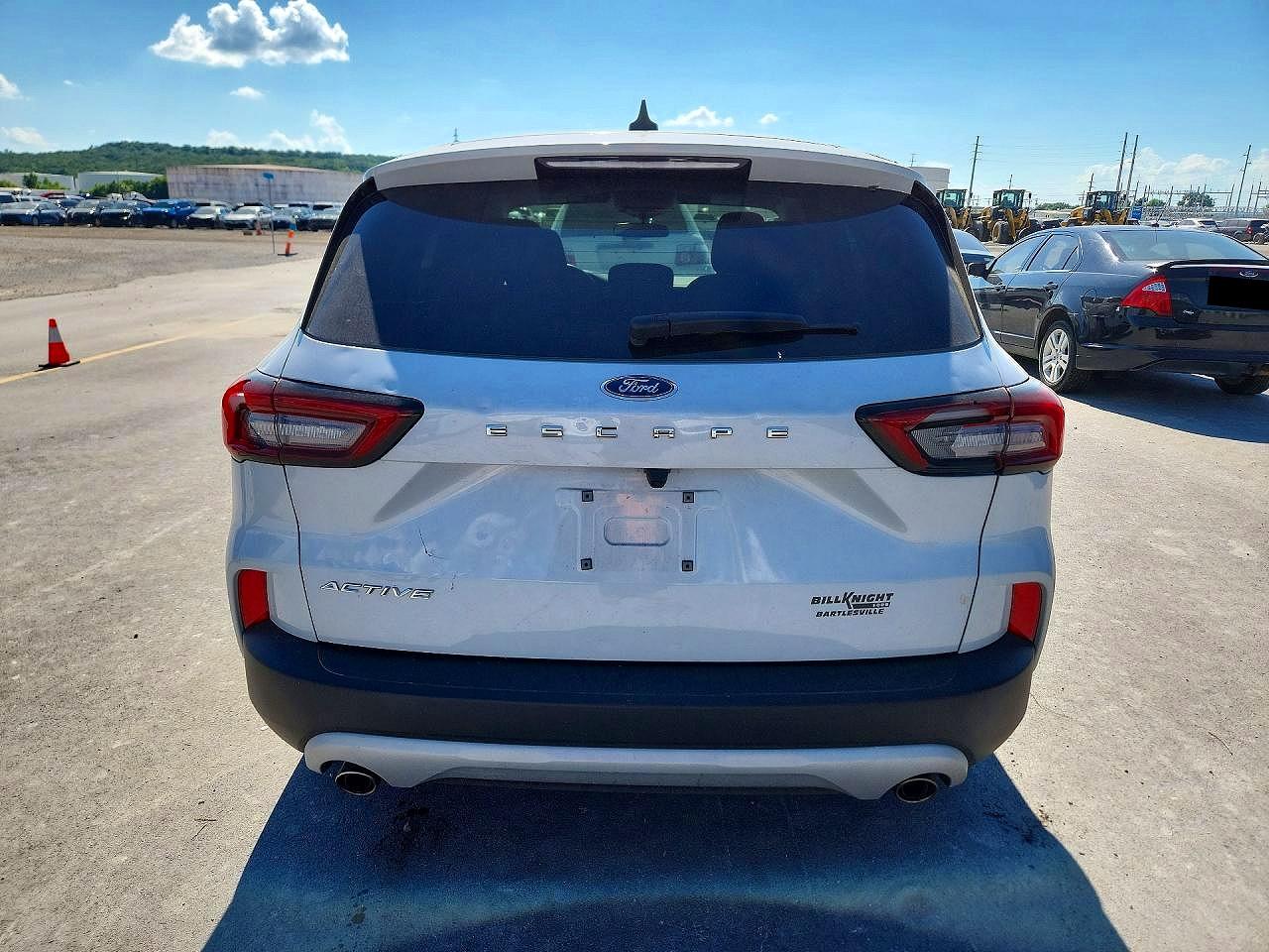 2025 Ford Escape Active White vin: 1FMCU0GN3SUB13208