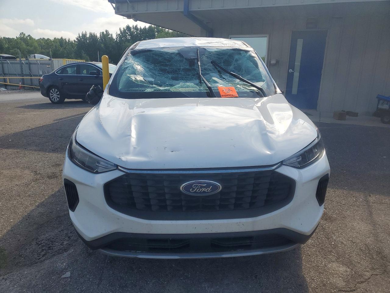 2025 Ford Escape Active White vin: 1FMCU0GN6SUB60359