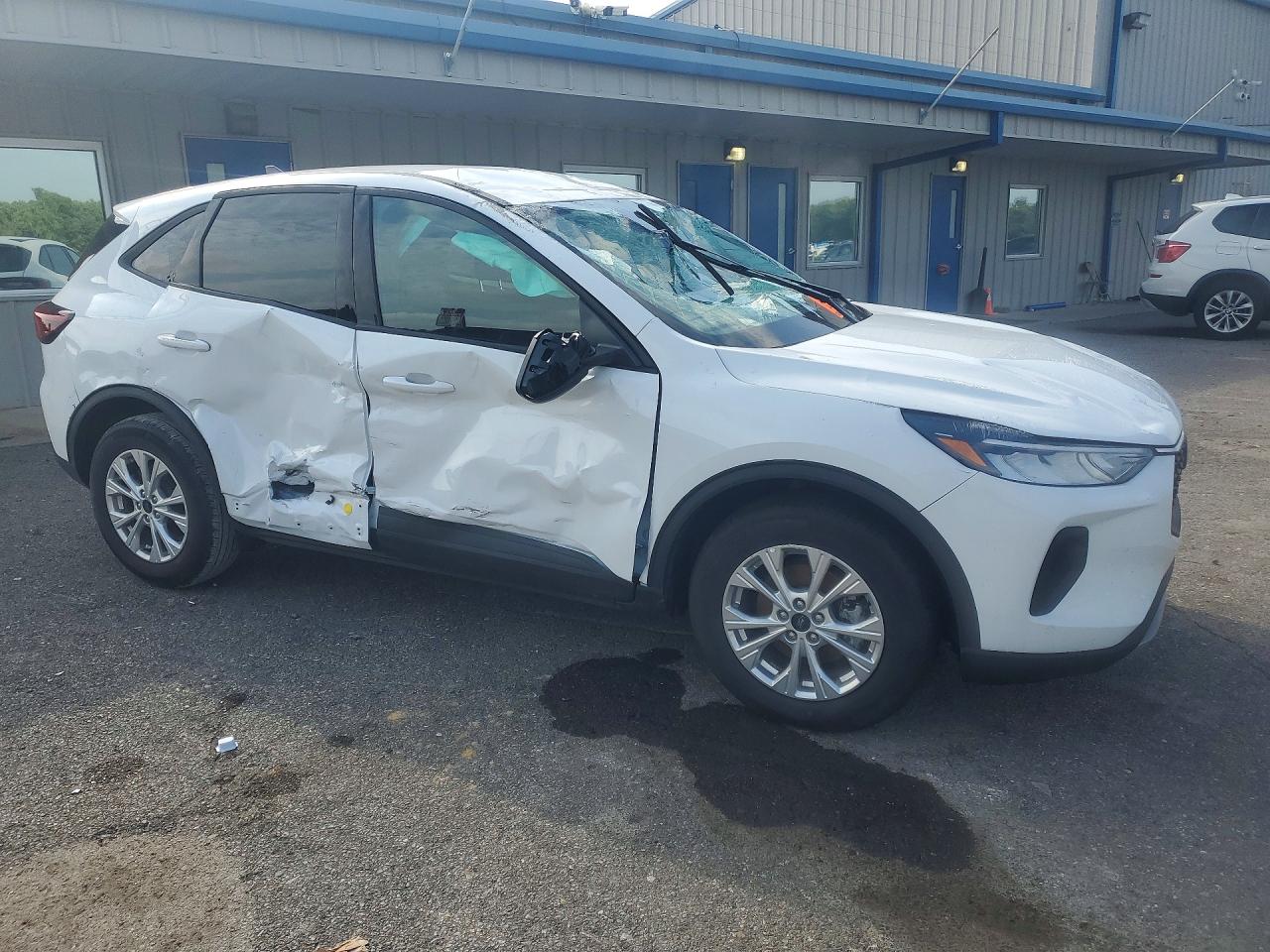 2025 Ford Escape Active White vin: 1FMCU0GN6SUB60359