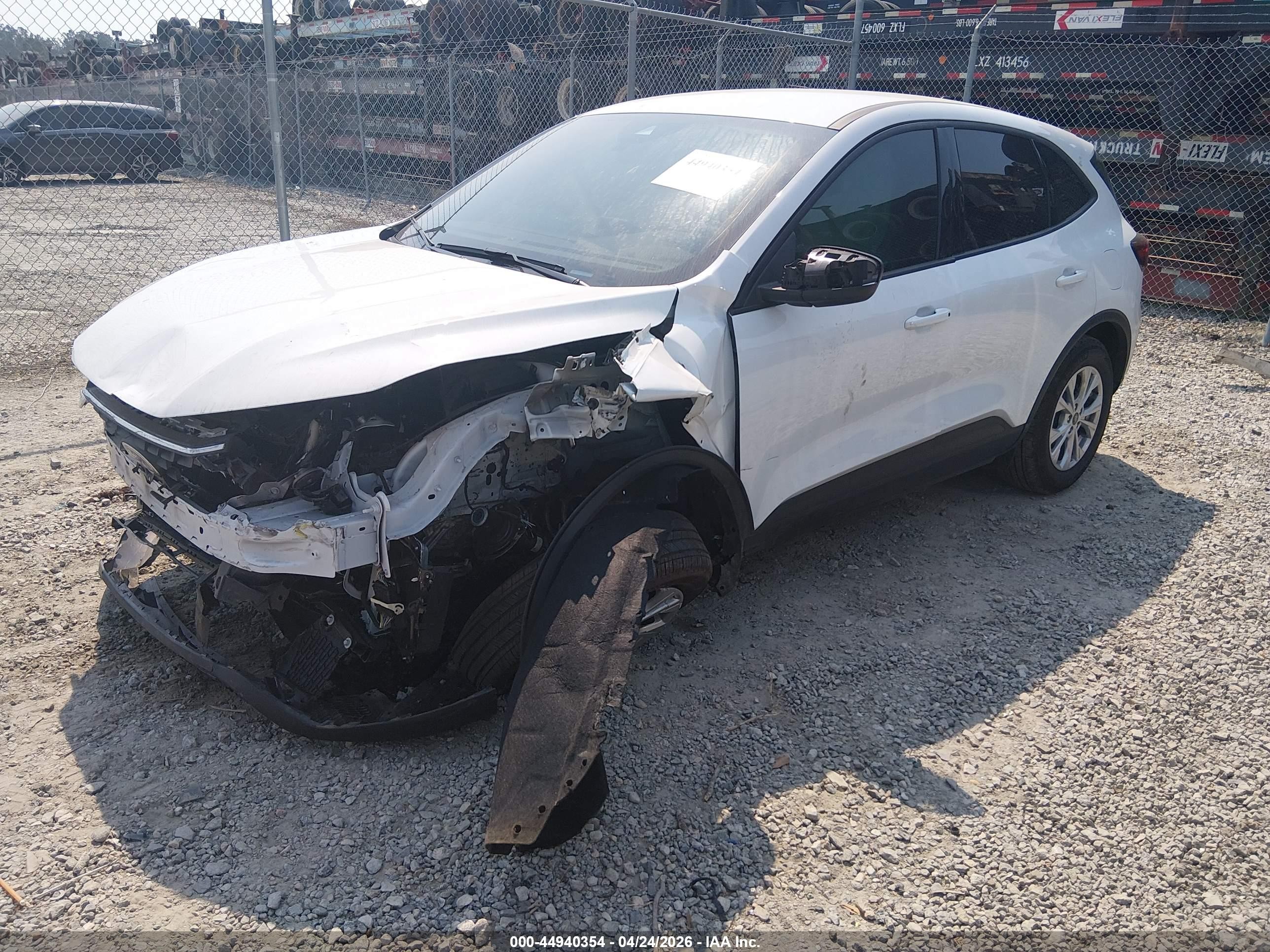 2025 Ford Escape Active White vin: 1FMCU0GN8SUB66910
