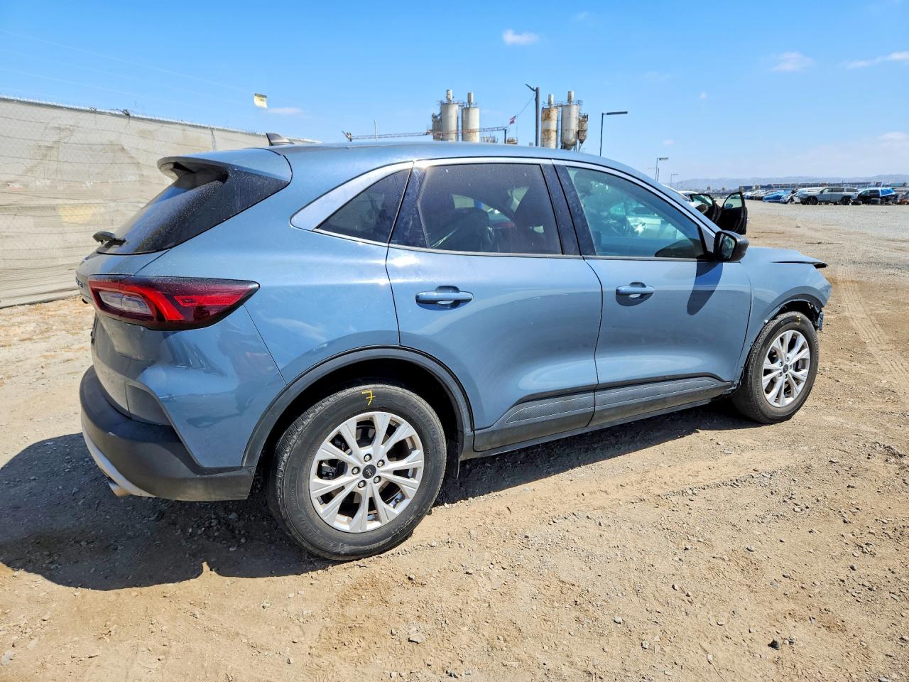 2023 Ford Escape Active Синий vin: 1FMCU0GNXPUA02775