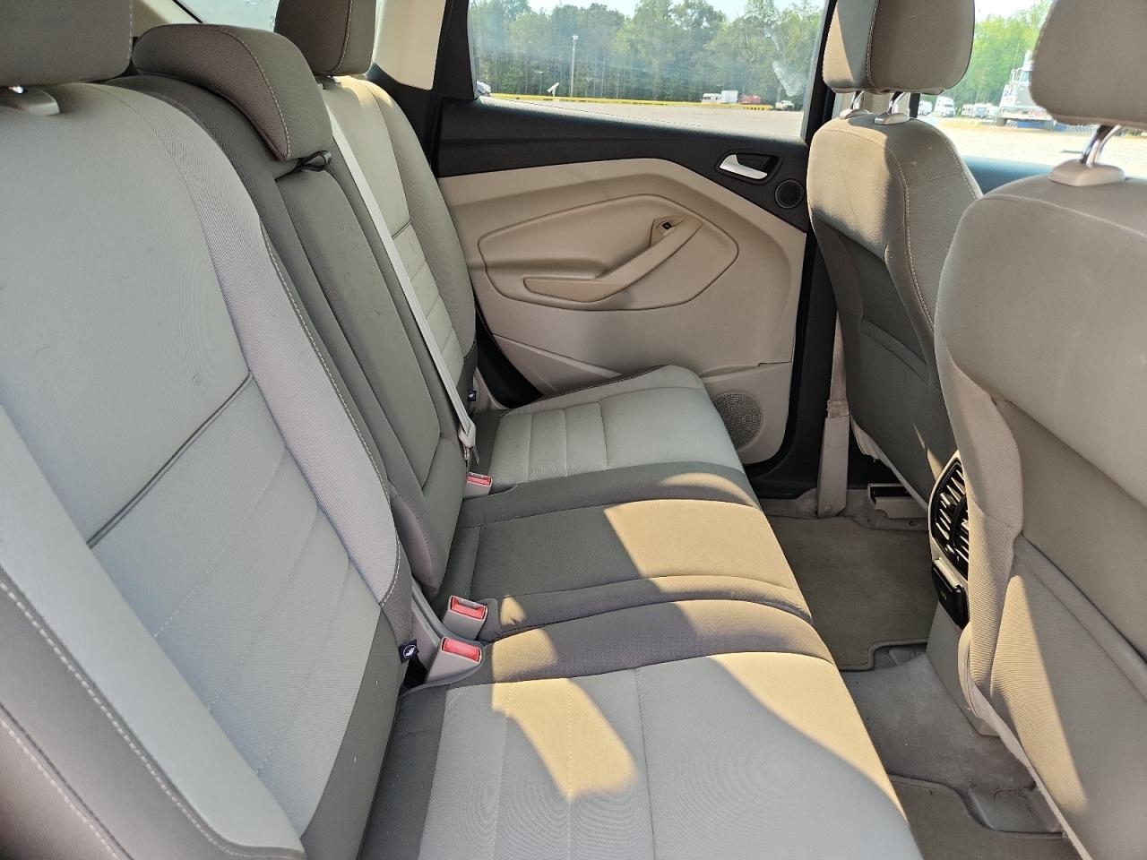2013 Ford Escape Se White vin: 1FMCU0GX0DUC98435