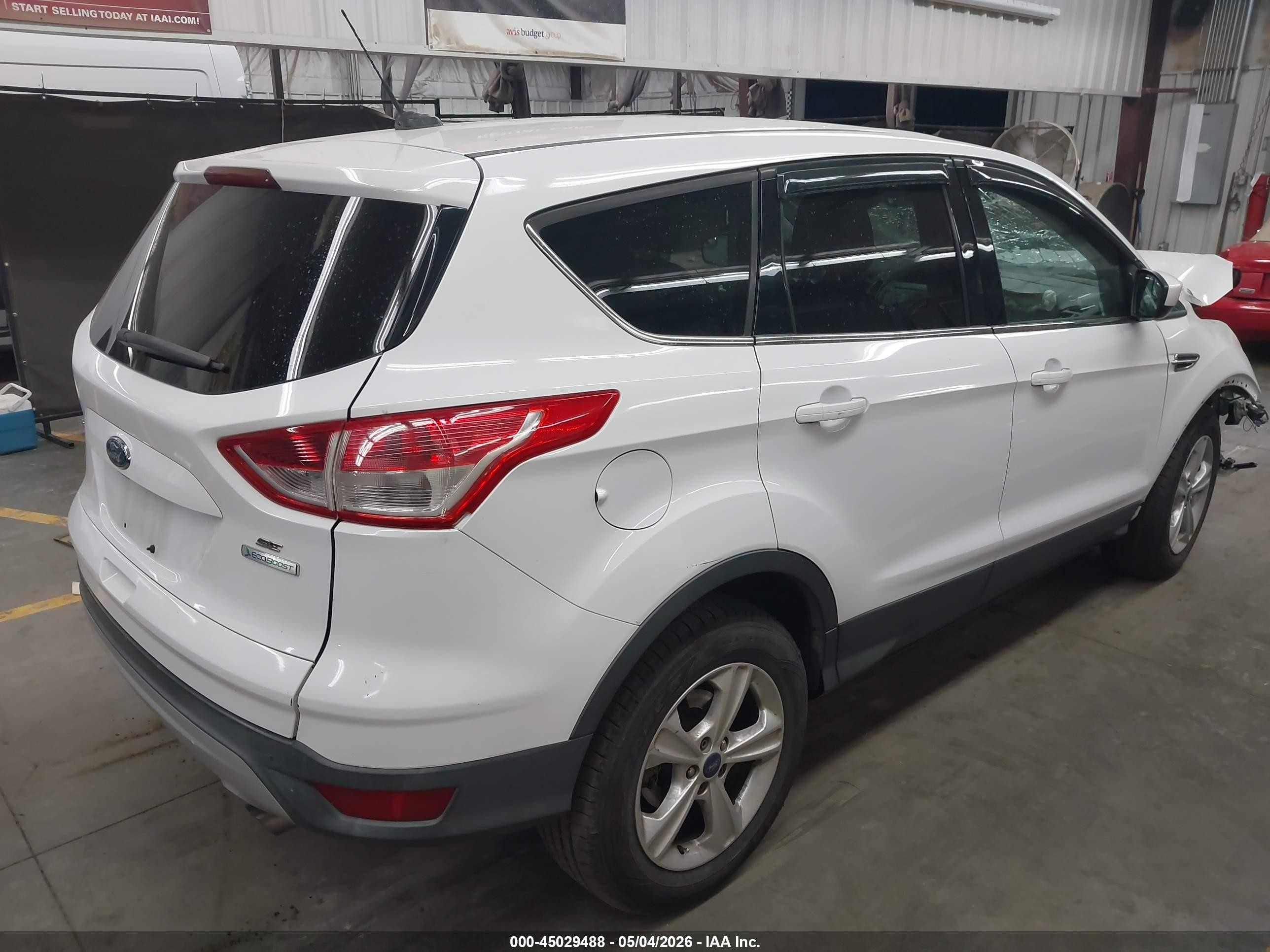 2014 Ford Escape Se White vin: 1FMCU0GX0EUA19079