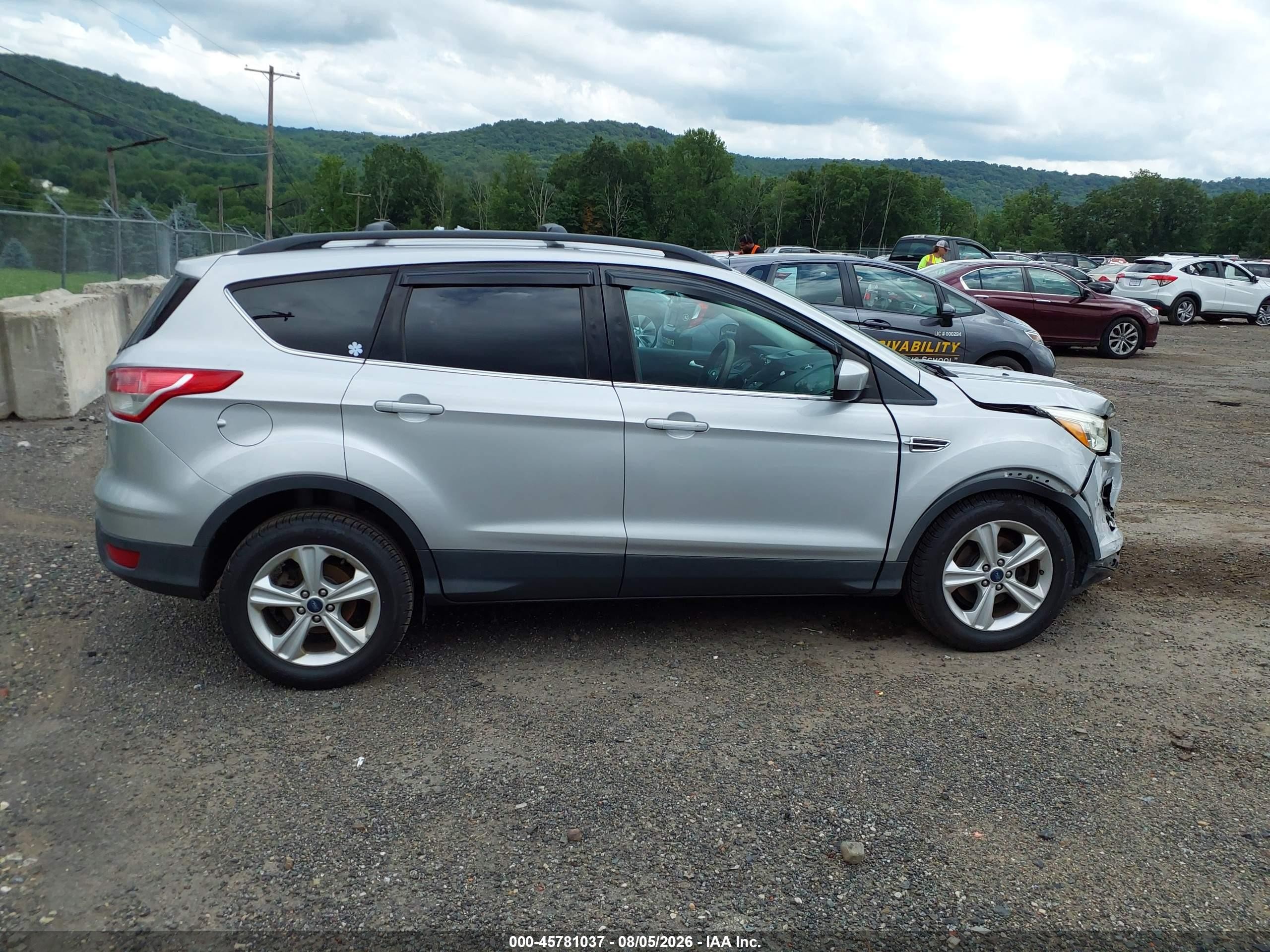 2014 Ford Escape Se Silver vin: 1FMCU0GX0EUA42619