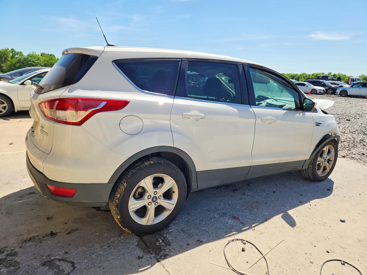 2014 Ford Escape Se White vin: 1FMCU0GX0EUA93098
