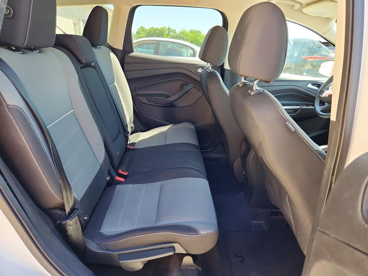 2014 Ford Escape Se White vin: 1FMCU0GX0EUA93098