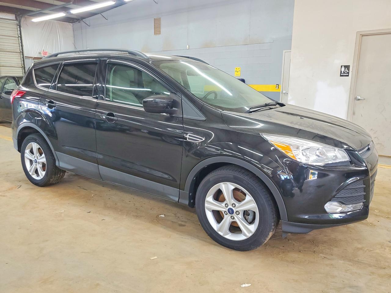 2014 Ford Escape Se Черный vin: 1FMCU0GX0EUB53686