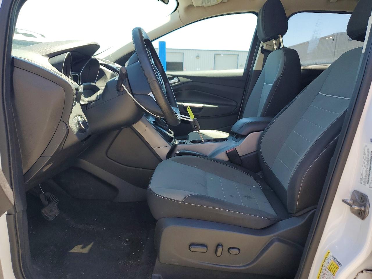 2014 Ford Escape Se White vin: 1FMCU0GX0EUC01252