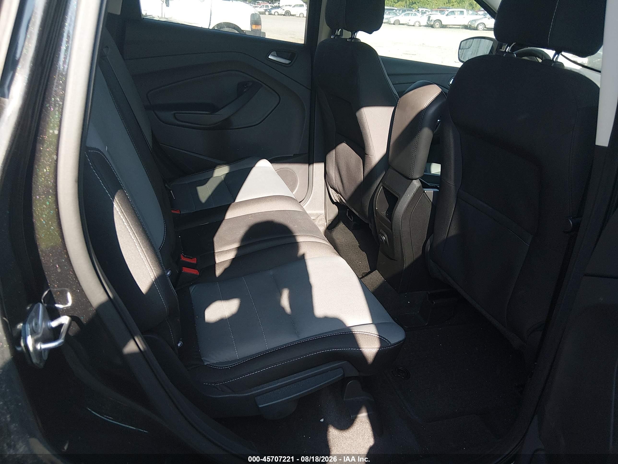 2014 Ford Escape Se Черный vin: 1FMCU0GX0EUC04667